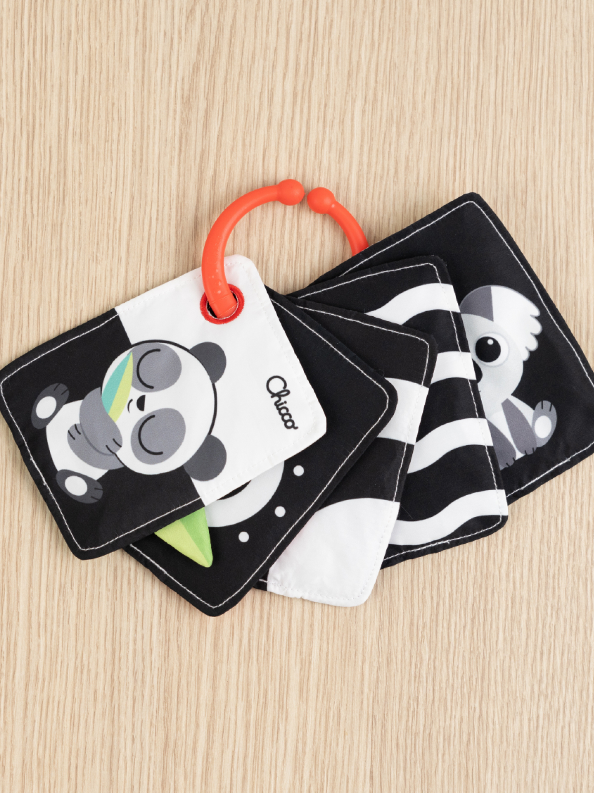 Игрушка Chicco подвеска Чёрно-белые игрушки - фото 9