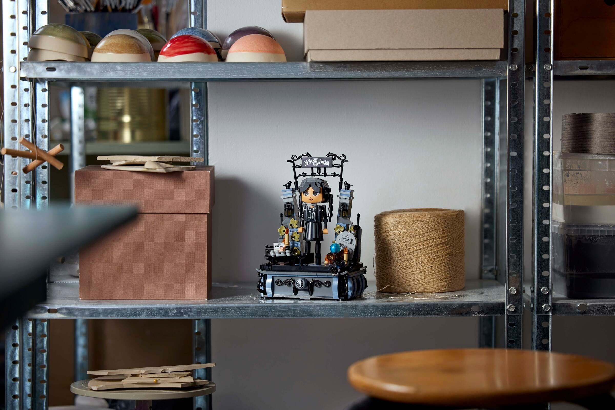 Конструктор LEGO Ideas 76780 702 дет. - фото 5