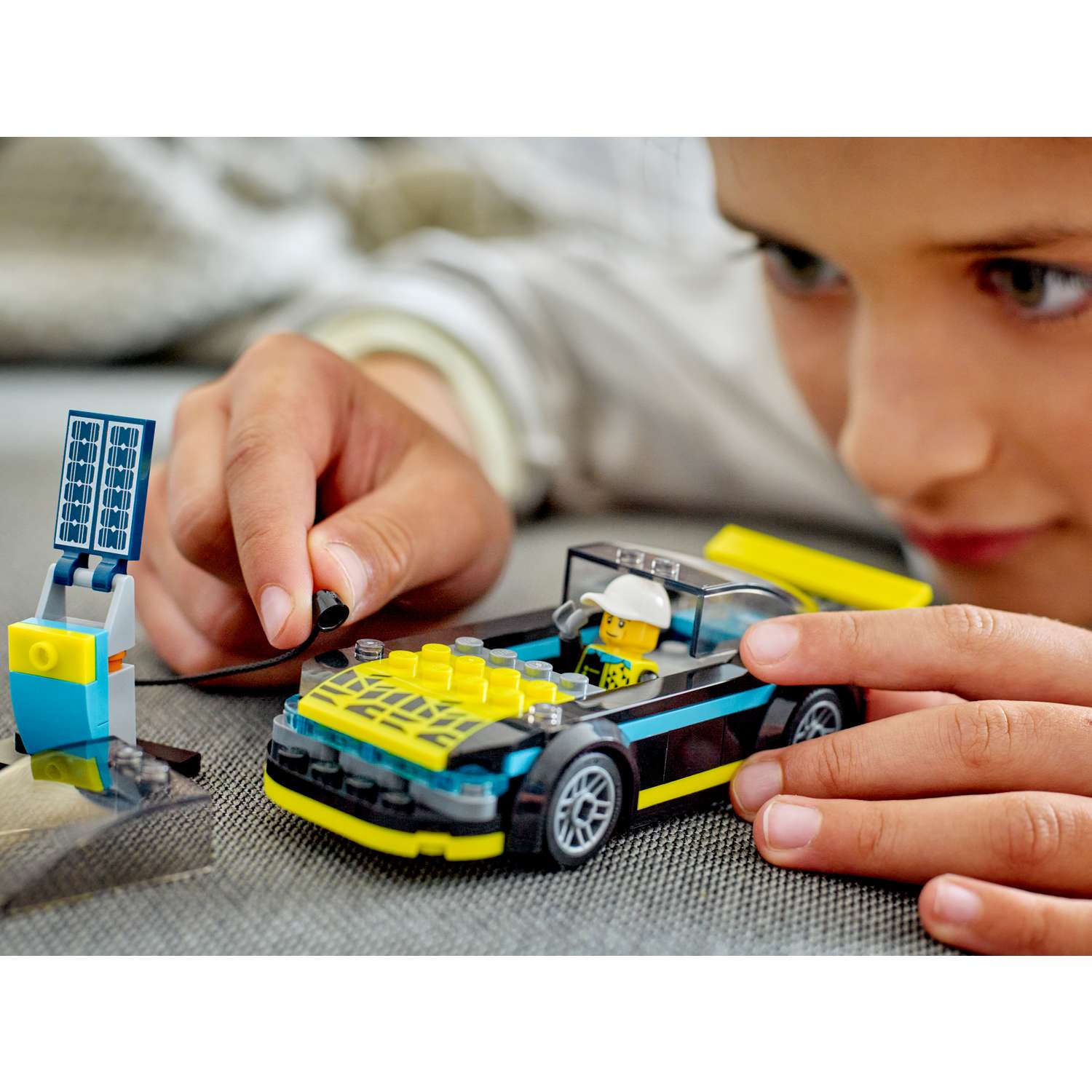 Конструктор LEGO City Электрический спорткар блочный - фото 10
