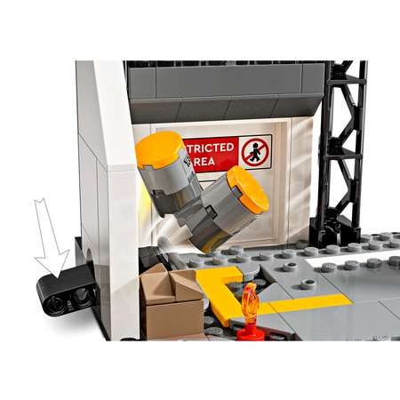 Конструктор LEGO Marvel Super Heroes Капитан Америка Противостояние 736 дет.