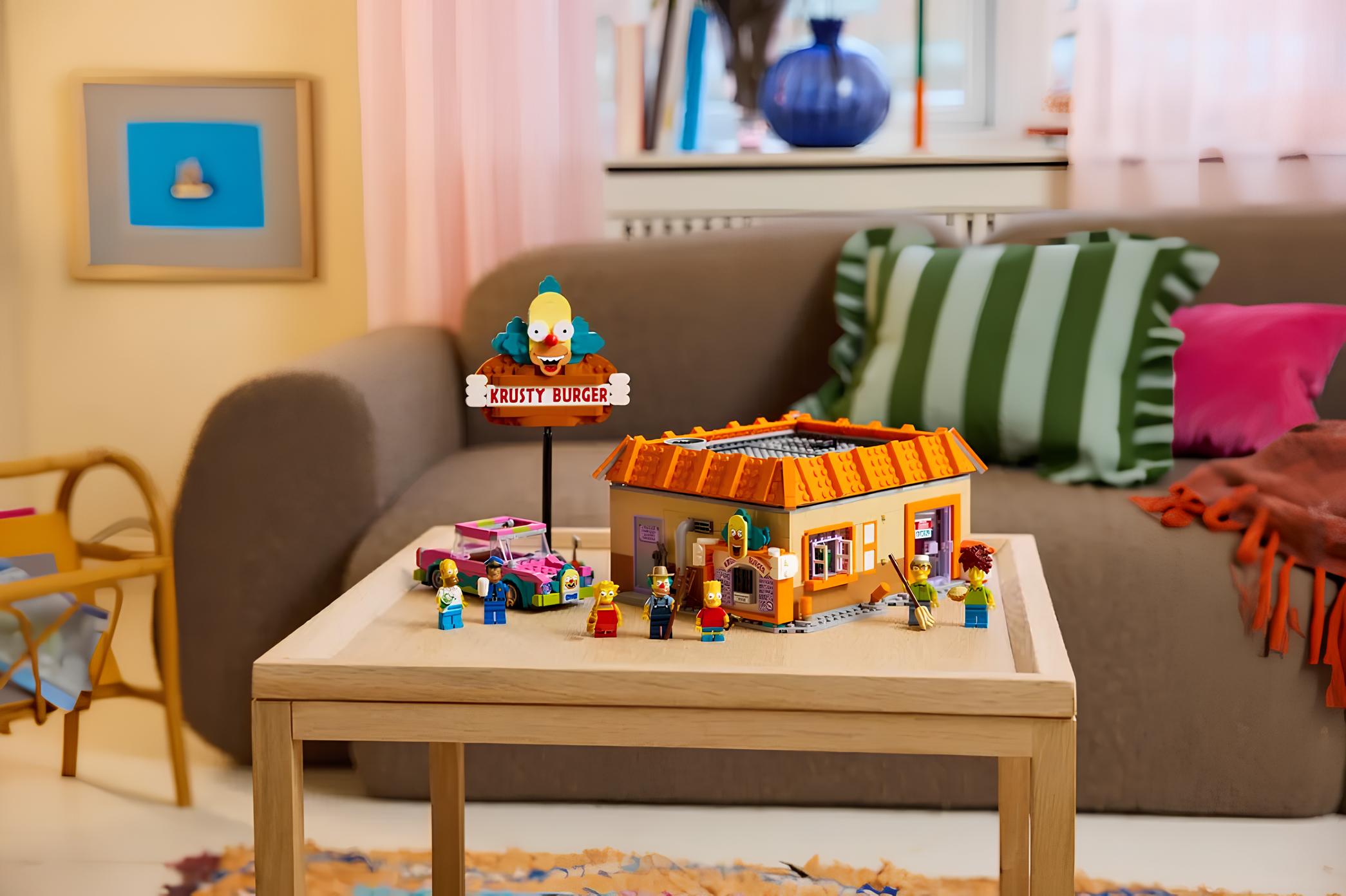 Конструктор LEGO Creator Expert 10352 1635 дет. - фото 13