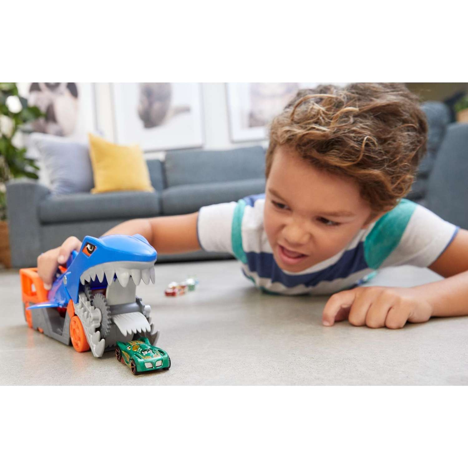 Игровой набор Hot Wheels Голодная акула 1:64 GVG36 - фото 16
