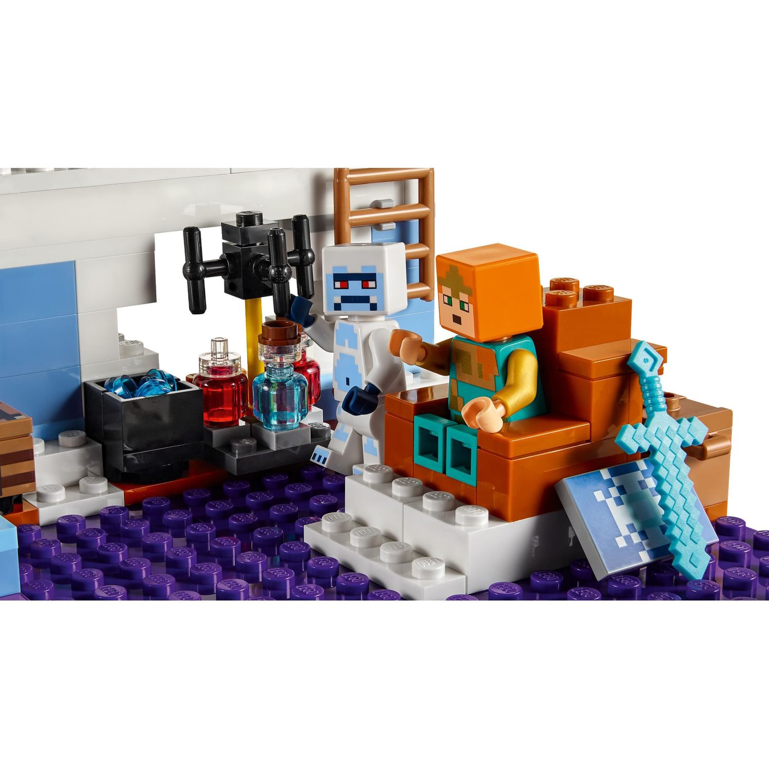 Конструктор LEGO Minecraft Ледяной дворец - фото 5