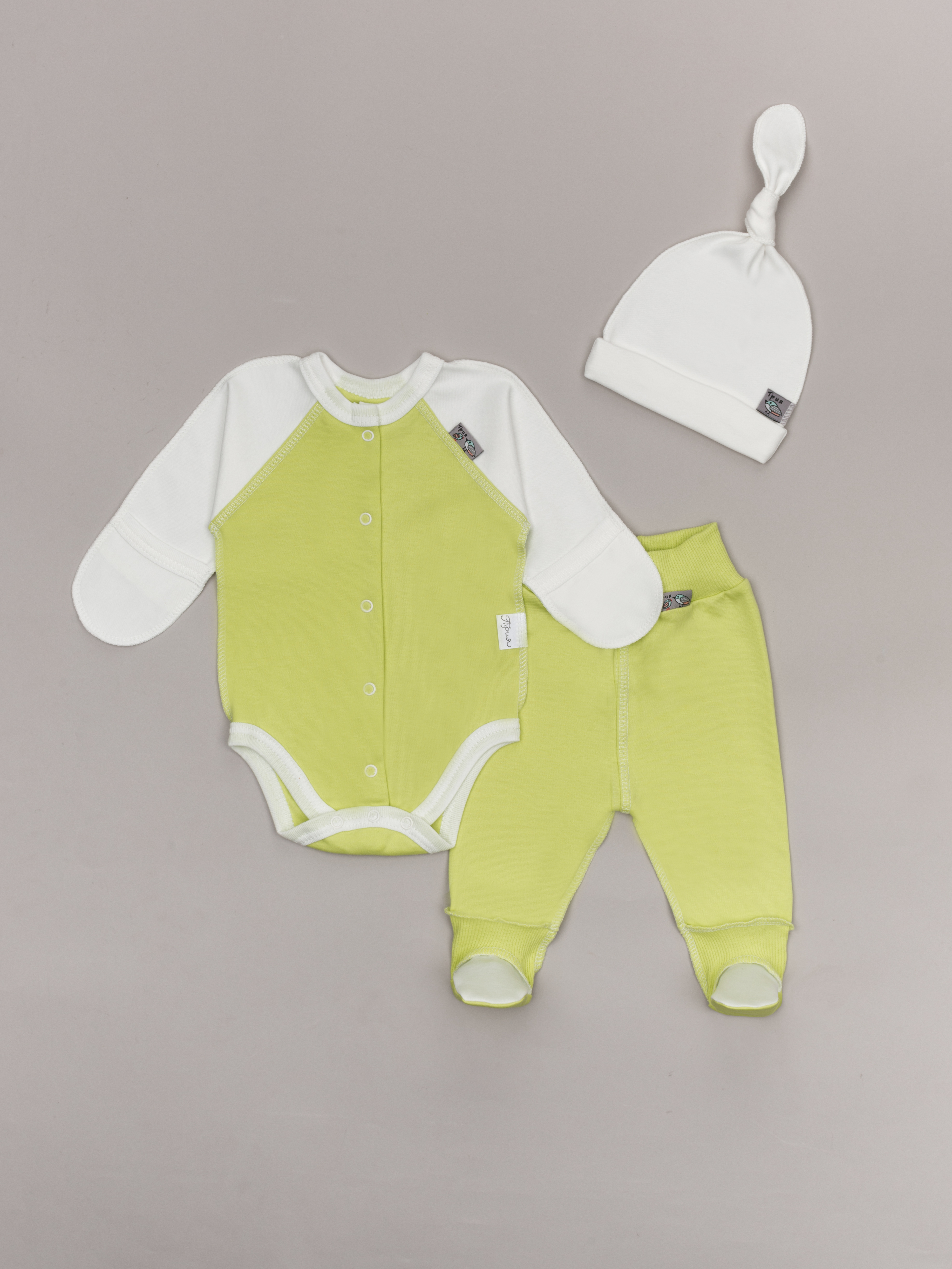 Изображение товара Комплект одежды ТРИЯ для новорожденных: боди, ползунки и шапочка