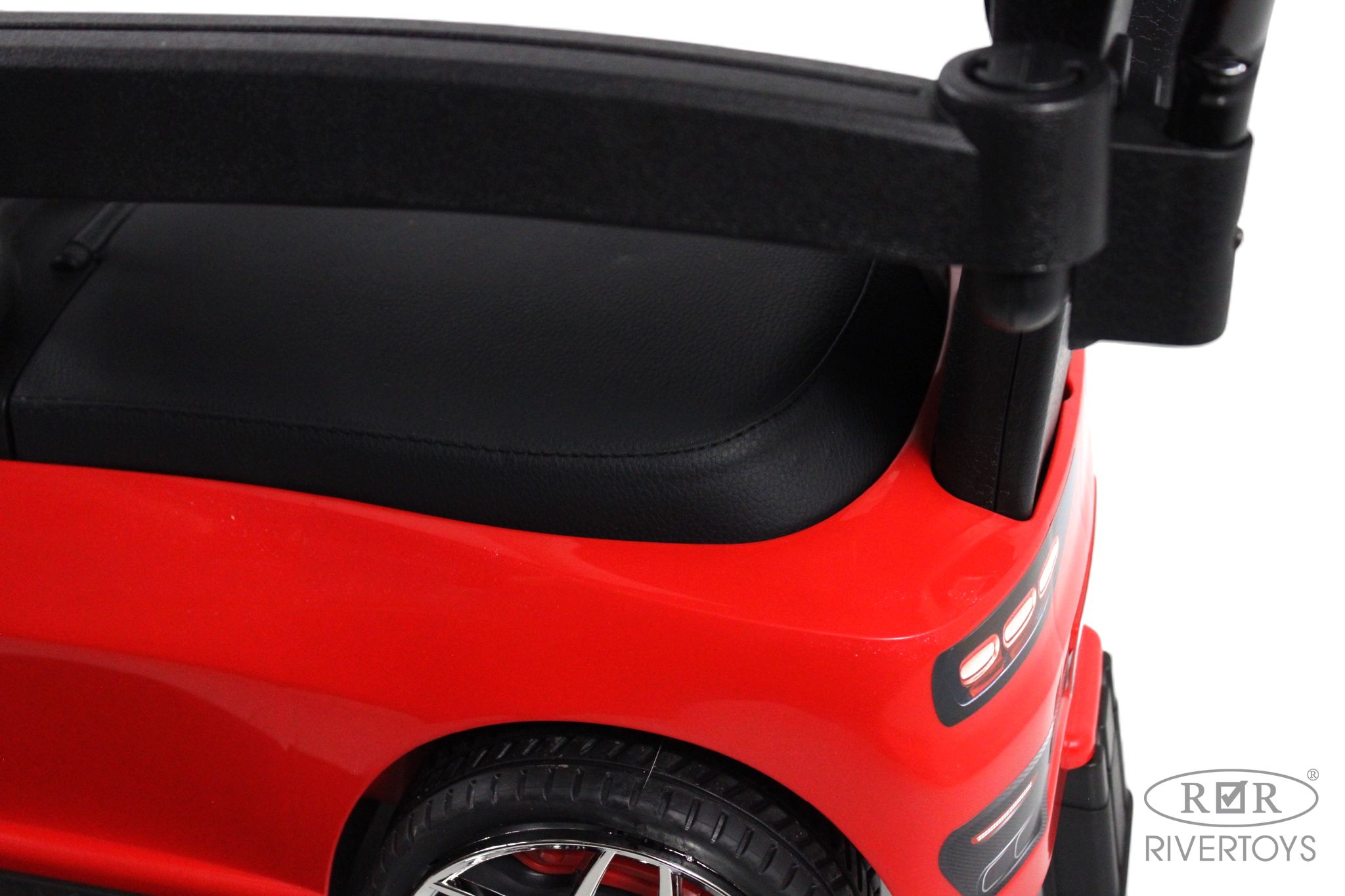 Каталка RIVERTOYS Z005ZZ-MP-RED красный - фото 11