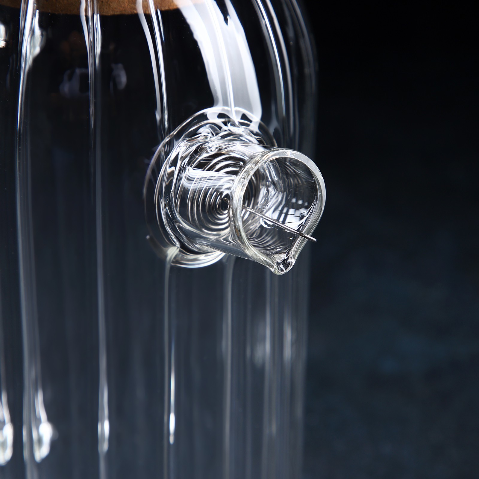 Кувшин стеклянный с пробковой крышкой Sima-Land «Эко», 1,6 л, 18×11×25 см - фото 3