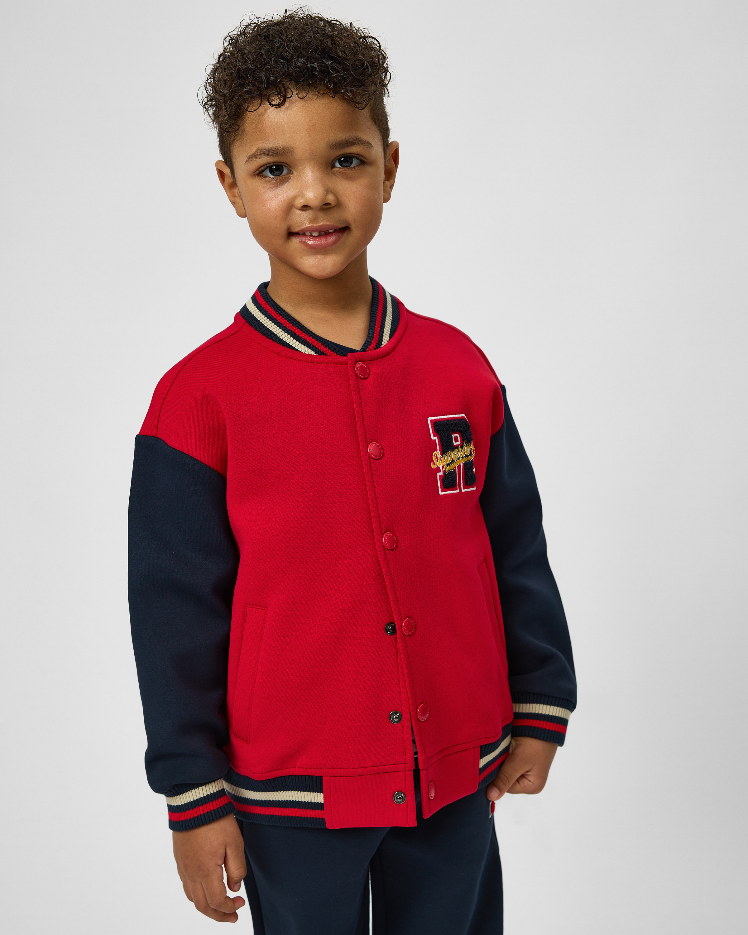 Изображение товара Детский бомбер Futurino 98 для мальчика красный стильный и комфортный