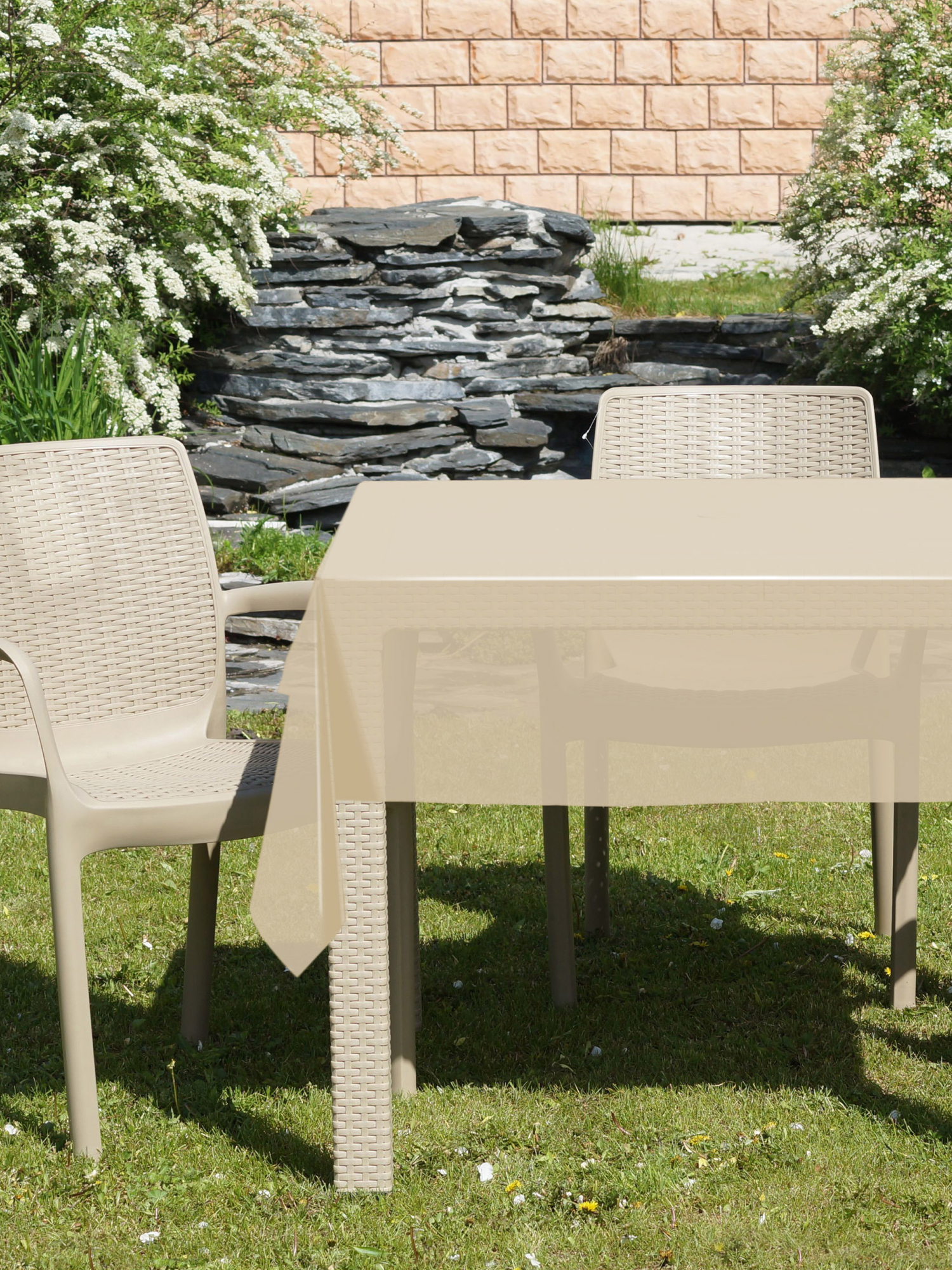 Скатерть одноразовая полиэтиленовая VILINA бежевая - фото 5