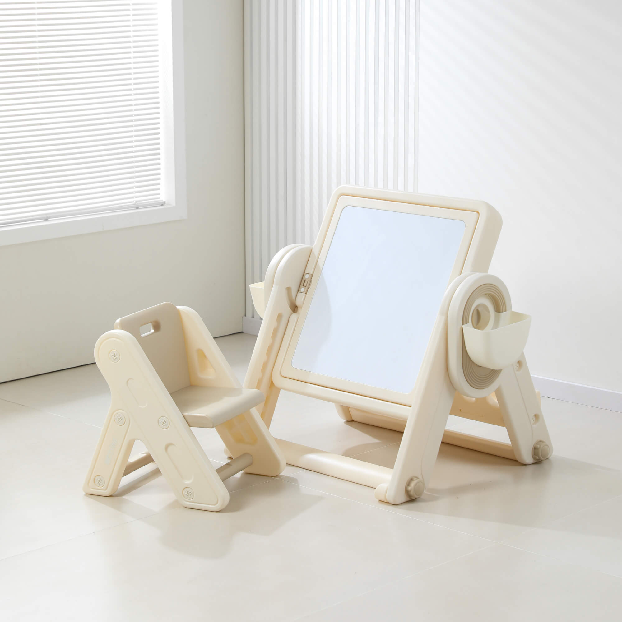 Комплект мебели UNIX Kids 4 в 1 стол трансформер и стул - фото 19