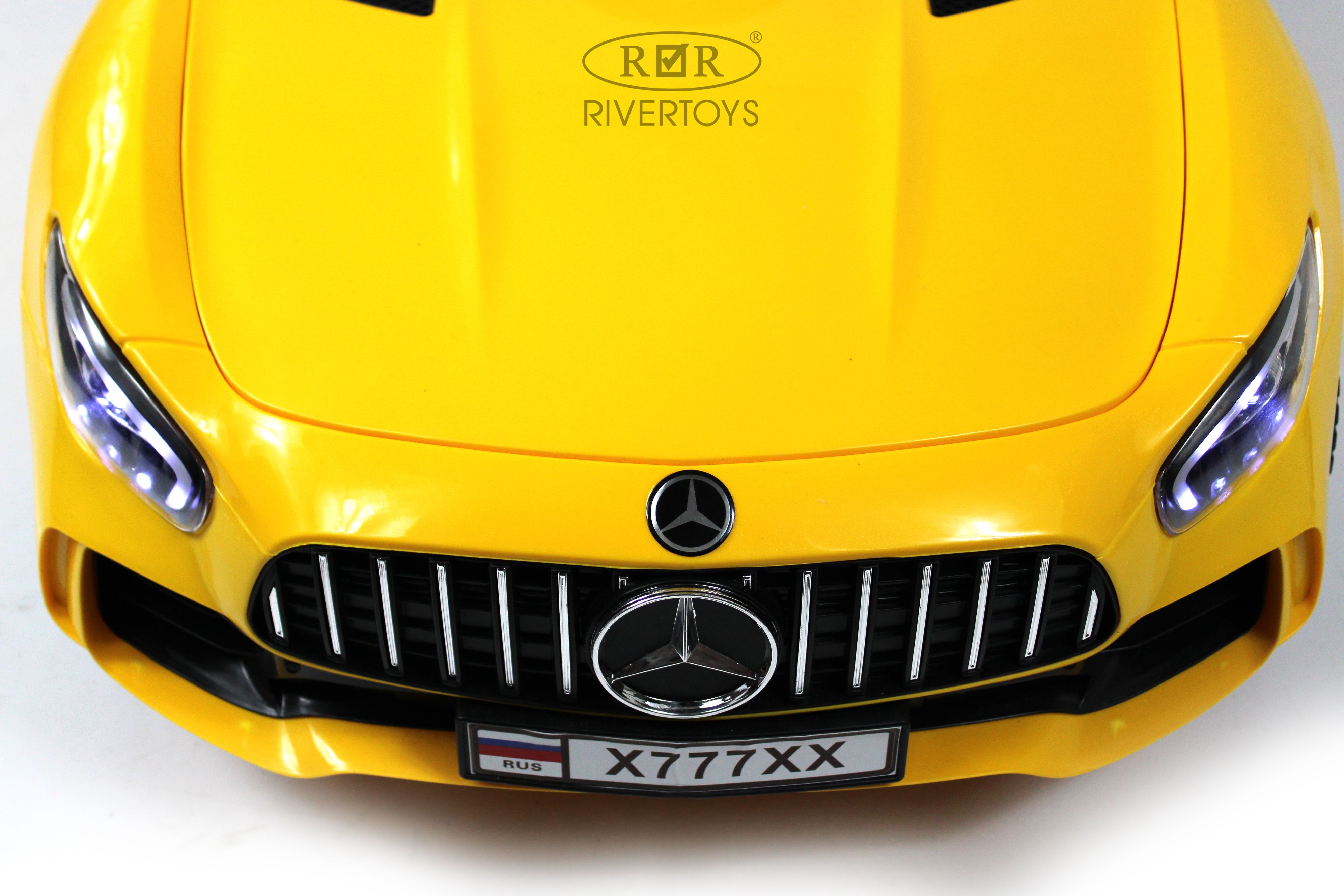 Электромобиль RIVERTOYS Mercedes X777XX-AMG-YELLOW С пультом ДУ - фото 4