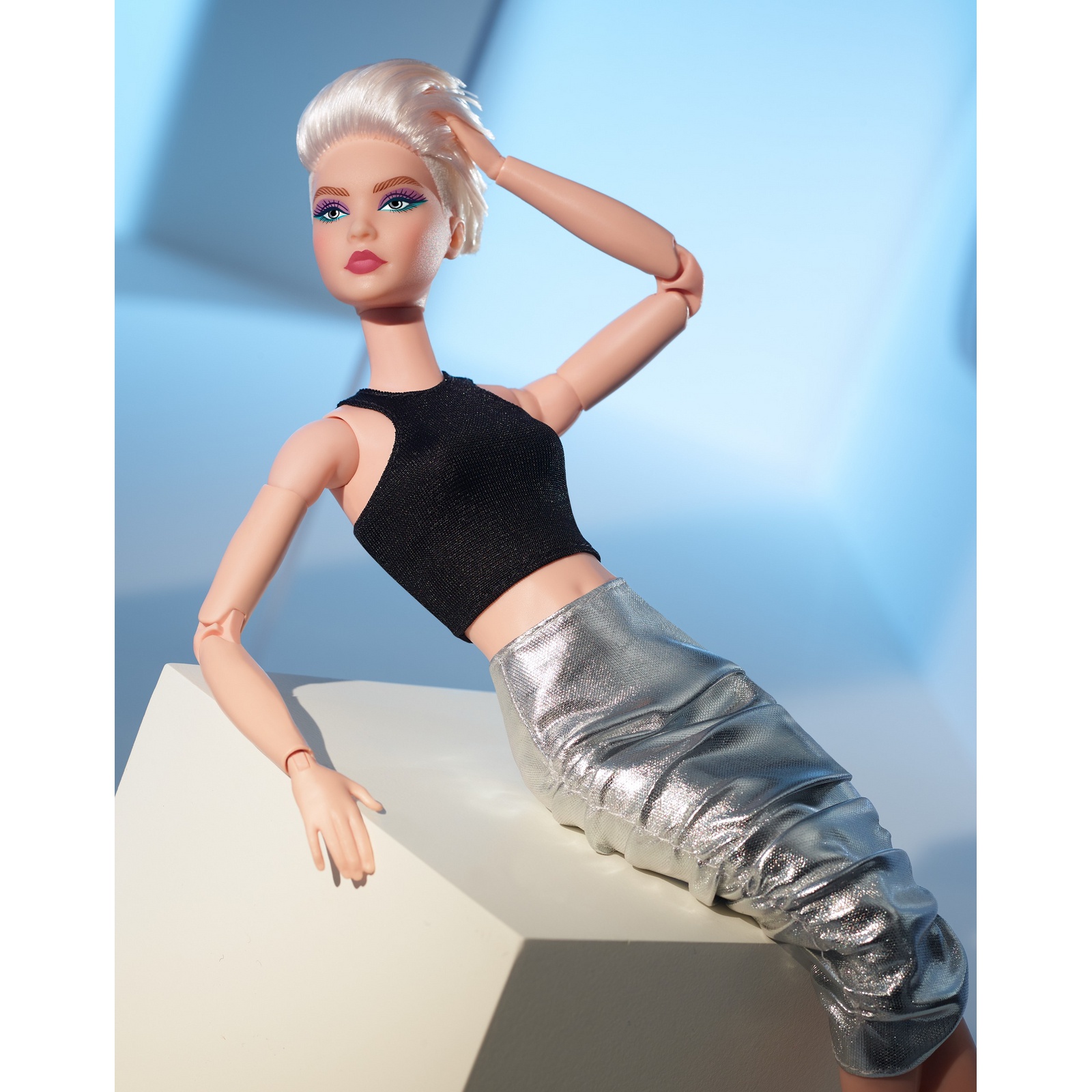 Кукла модельная Barbie Looks HCB78 - фото 7