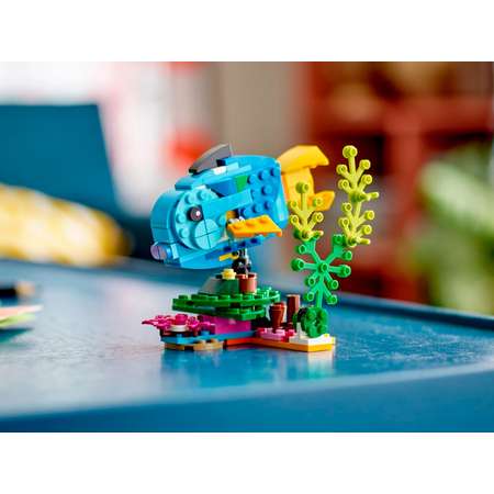 Конструктор LEGO Creator Экзотический попугай блочный