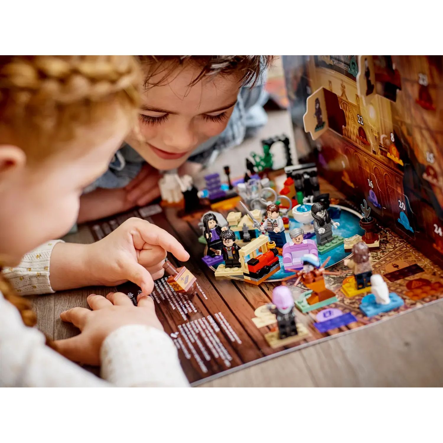 Конструктор LEGO Harry Potter Advent Calendar 334 дет. - фото 8