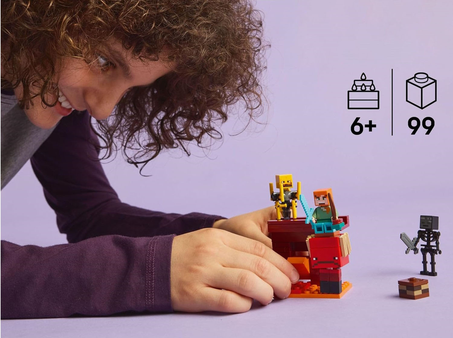 Конструктор LEGO Minecraft Битва за лаву Нижнего мира 99 дет. - фото 4