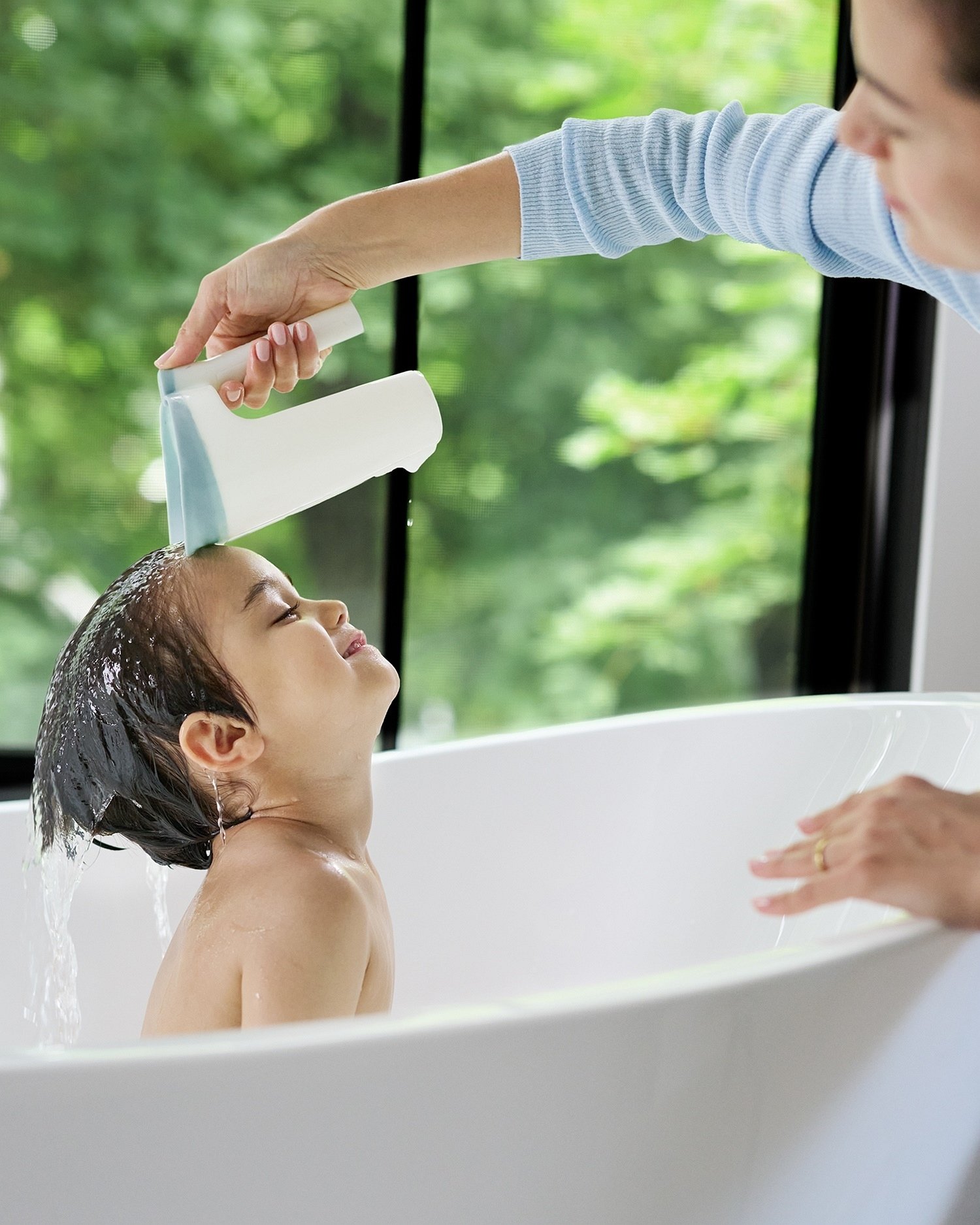 Ковш Skip Hop 0.7 л для купания новорожденных белый - фото 5