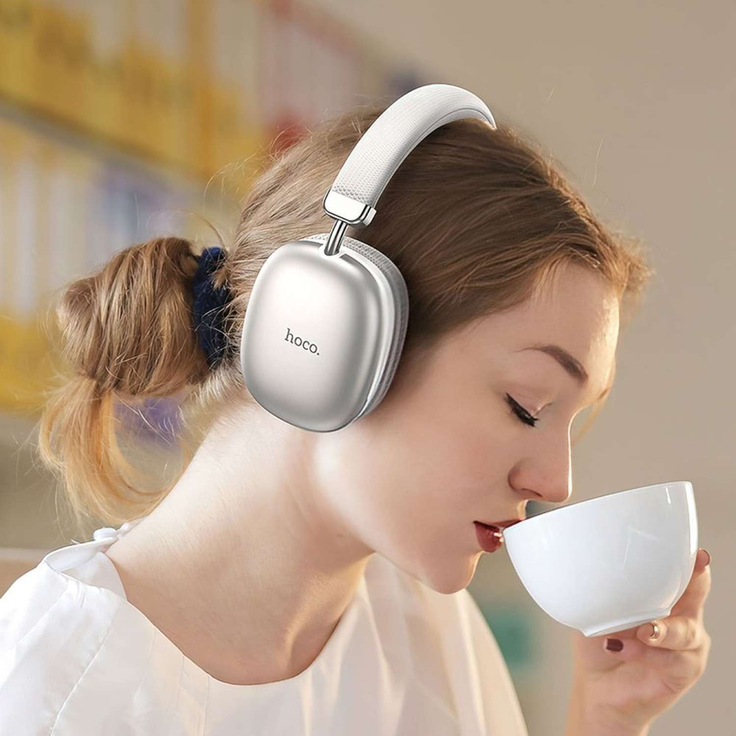 Bluetooth-гарнитура hoco W35 BT 5.3 AUX microSD белый - фото 2