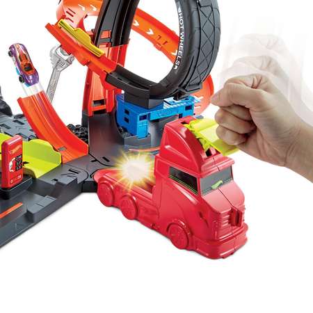 Трек Hot Wheels Атака бешеной гориллы с пусковой установкой
