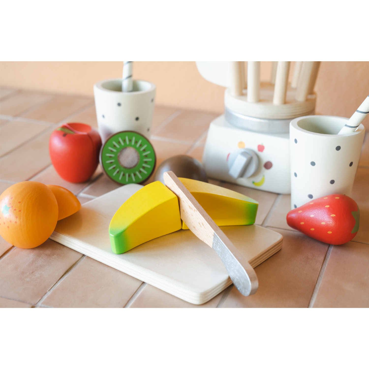 Игрушка New Classic Toys блендер - фото 6