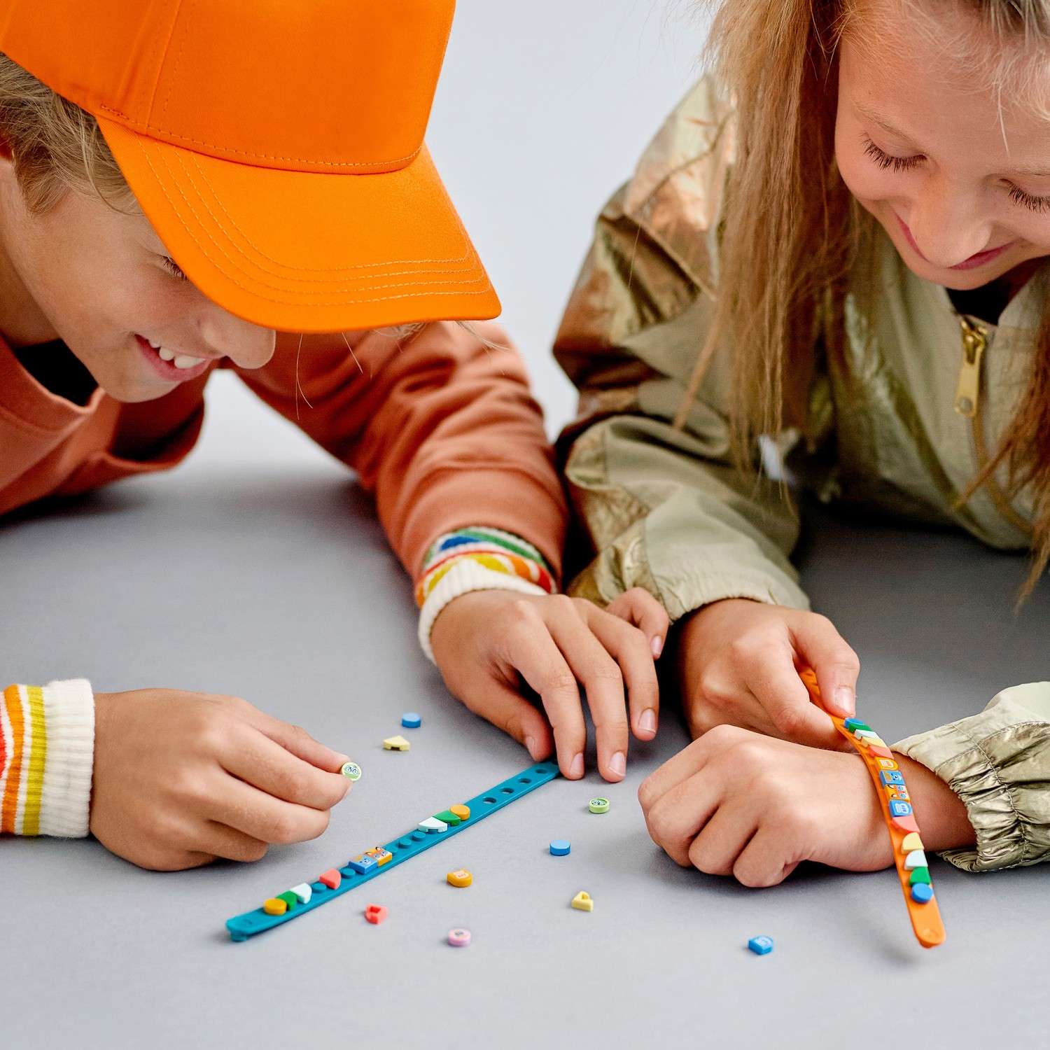 Конструктор LEGO DOTS Браслеты Приключения блочный - фото 10