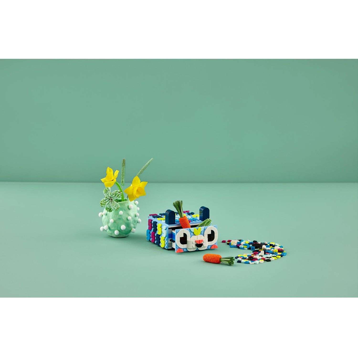 Конструктор LEGO DOTS Creative Animal Drawer 643 дет. - фото 11