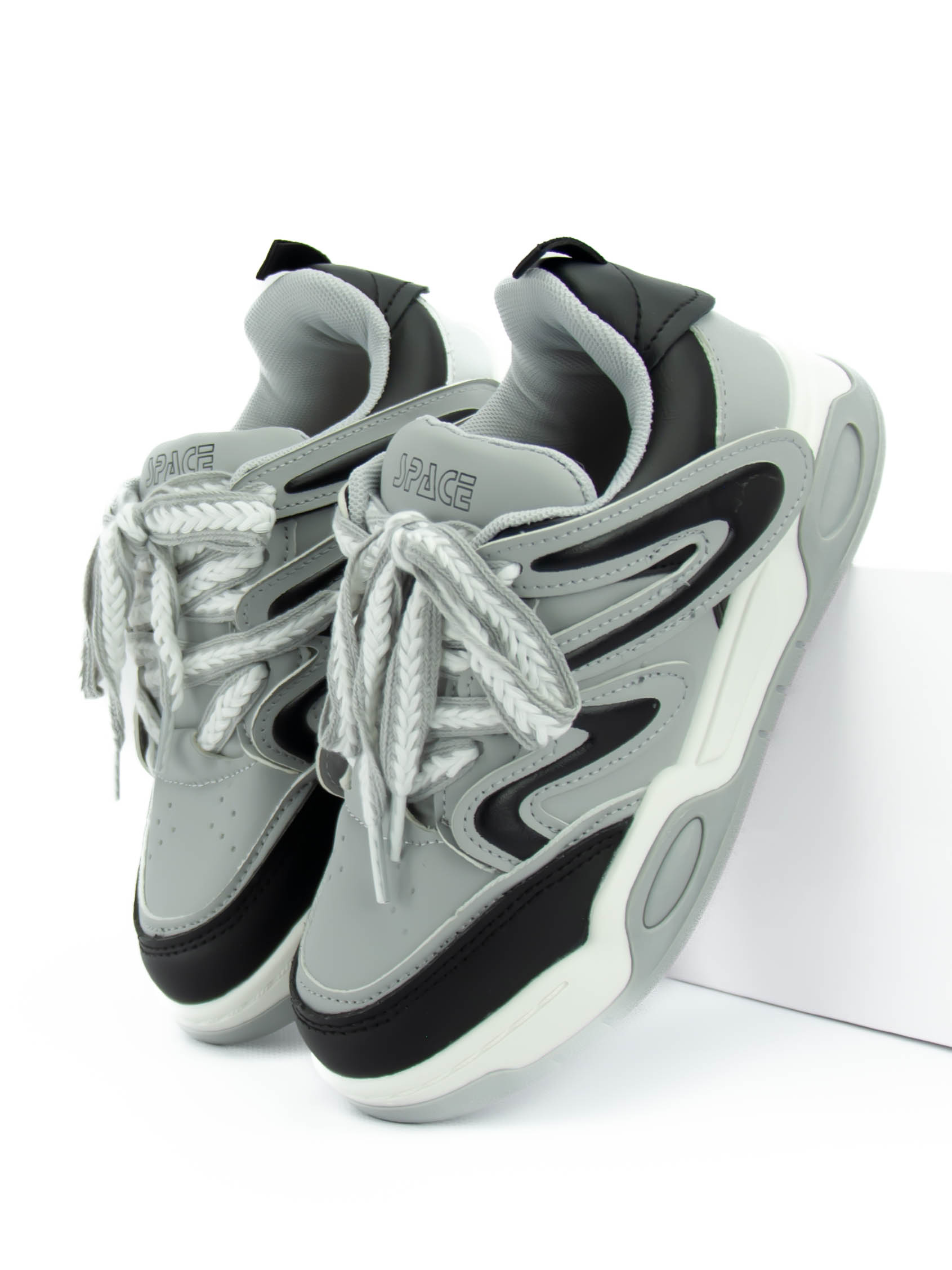 Кроссовки CASTLELADY 11638121 - фото 1