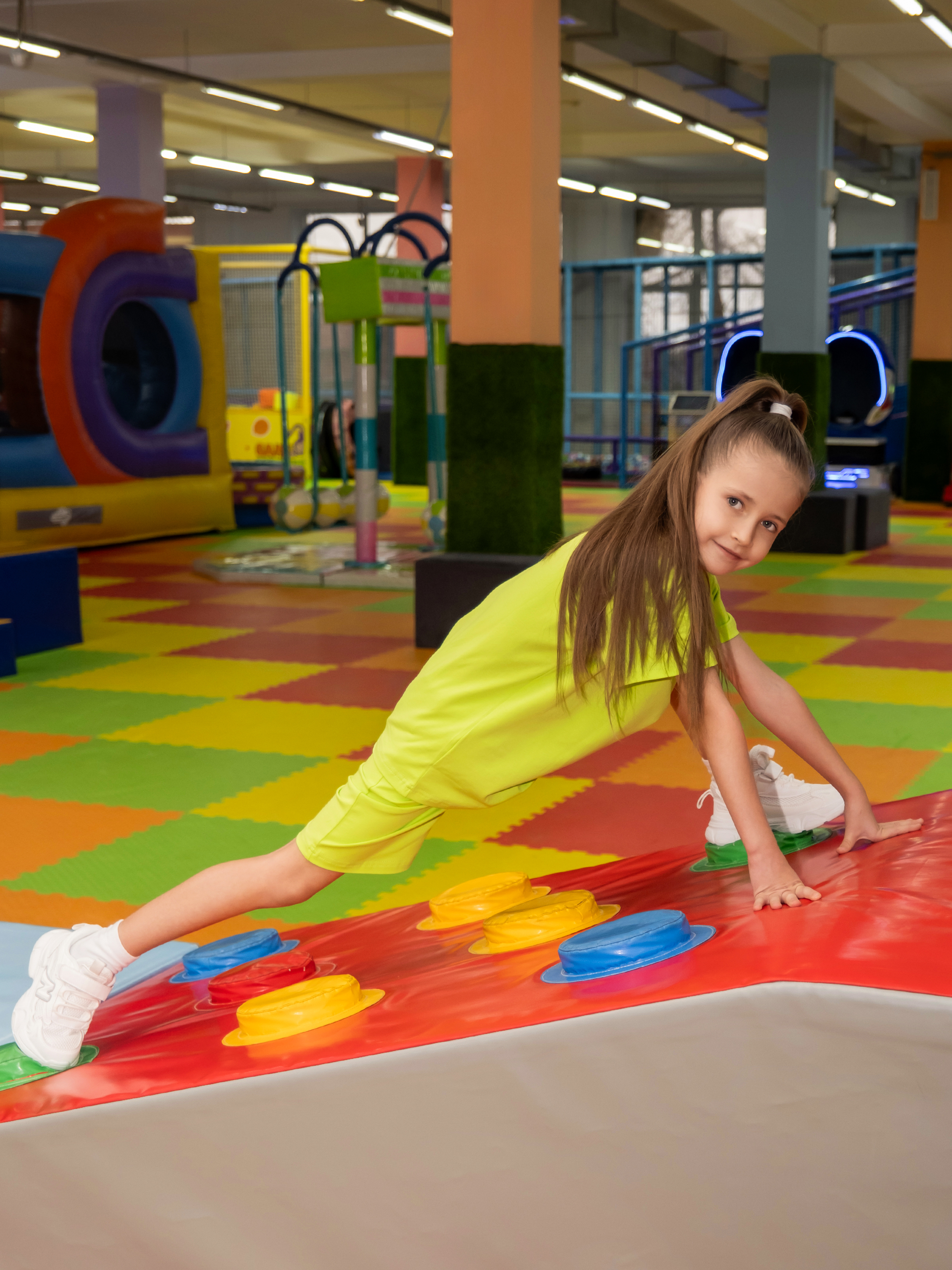 Футболка и шорты Утенок 7067 салат - фото 5