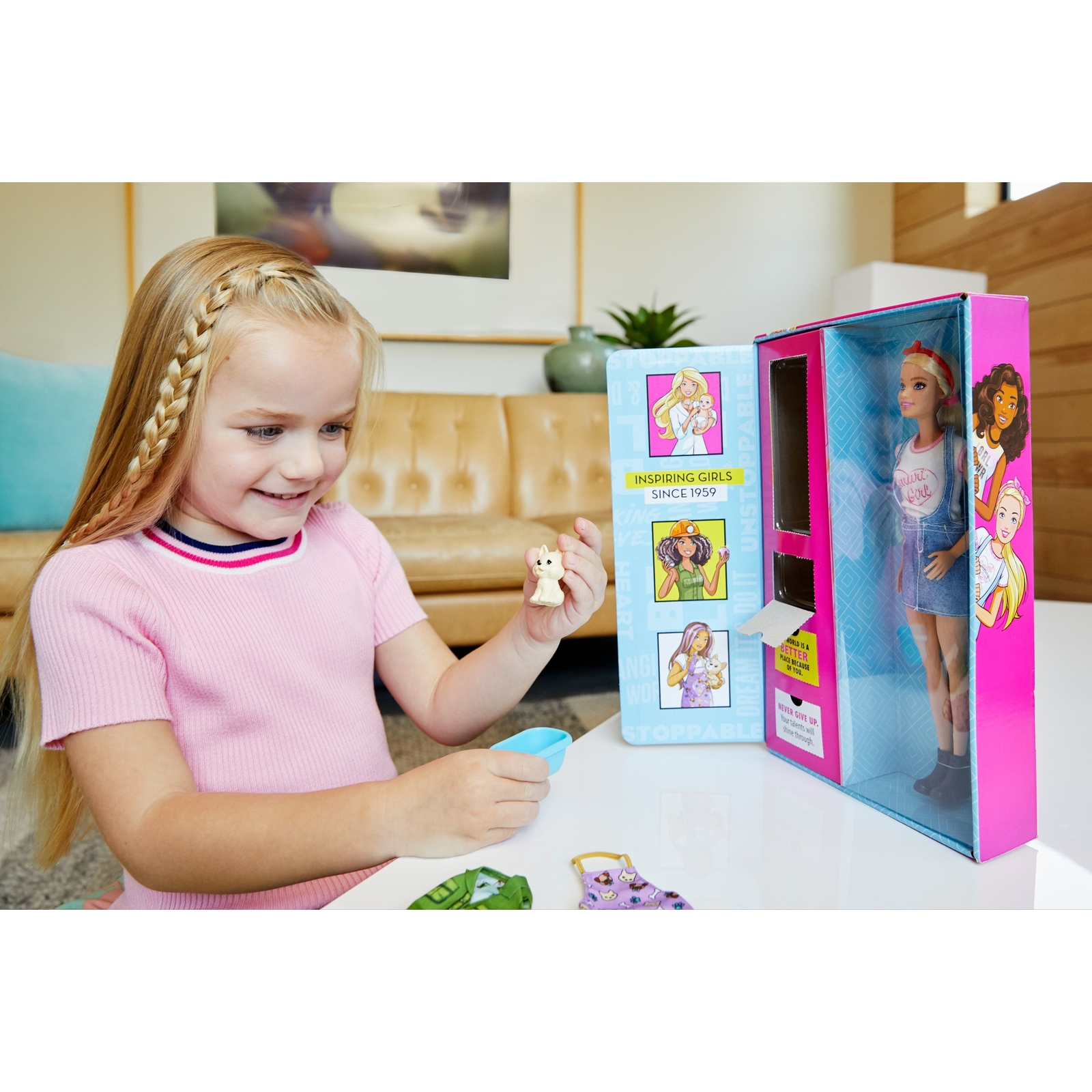 Кукла модельная Barbie Кем быть? Блондинка GLH62 - фото 13