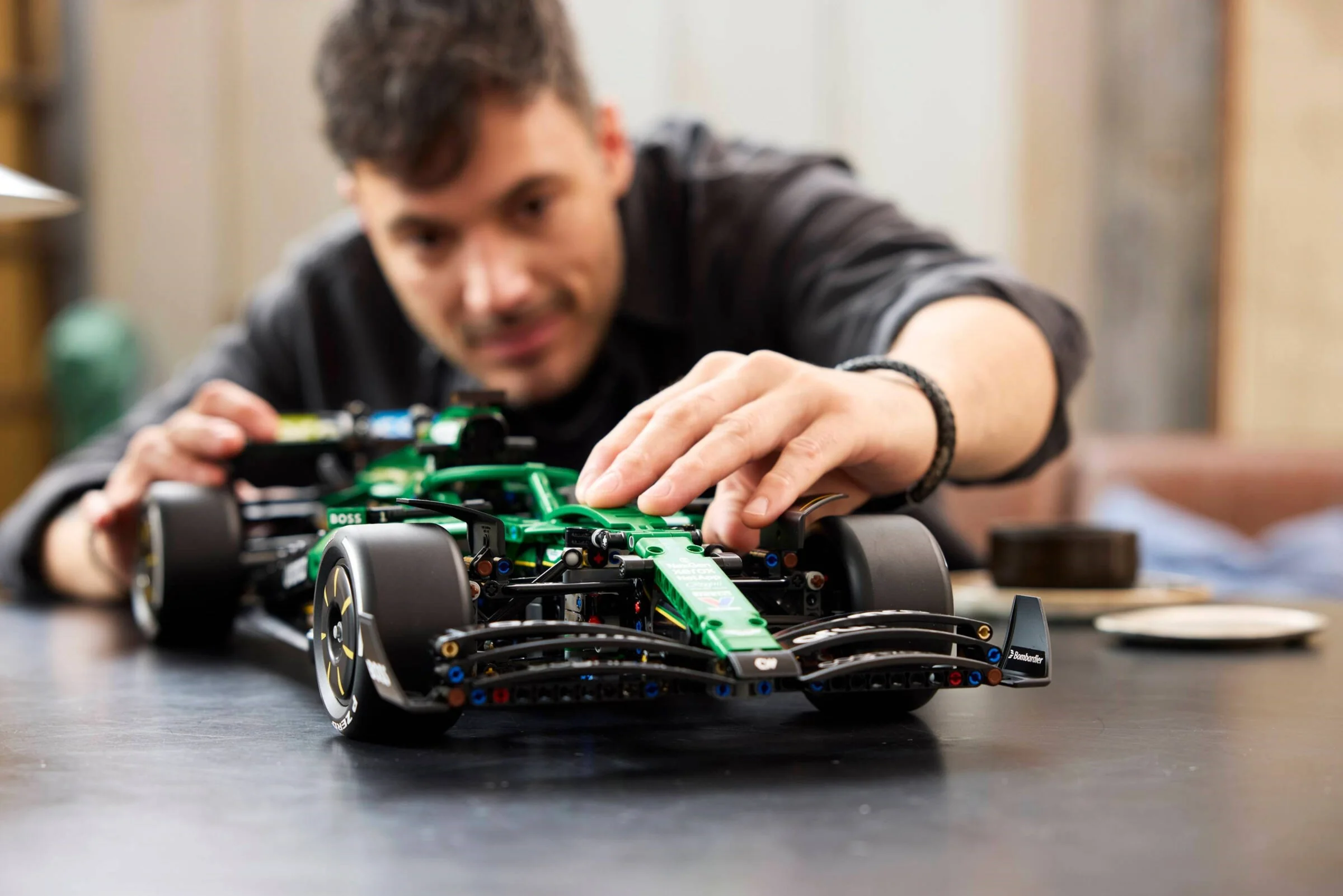 Конструктор LEGO Technic 1547 дет. - фото 10