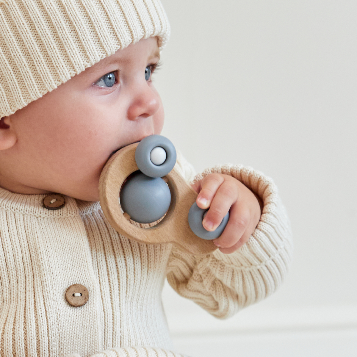 Прорезыватель Happy Baby Машинка - фото 7