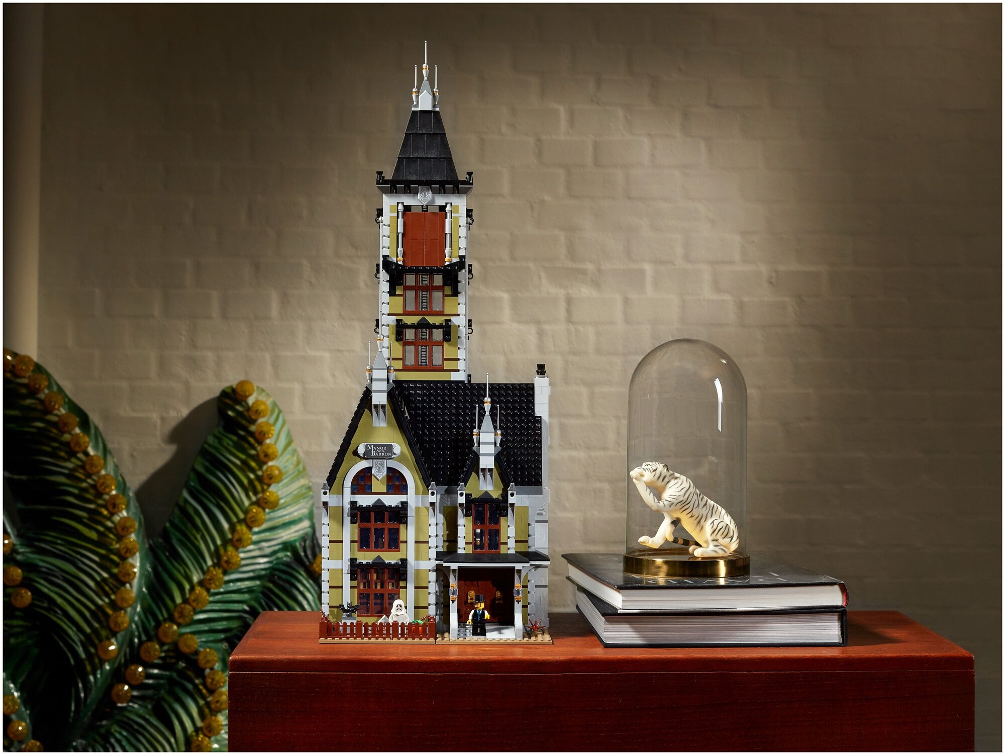 Конструктор LEGO Icons 3231 дет. - фото 17