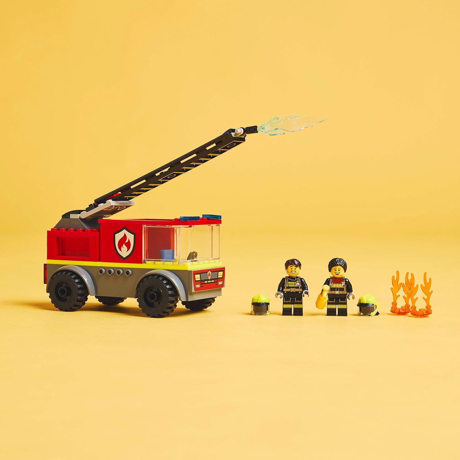 Конструктор LEGO City Пожарная машина 82 дет. - фото 6
