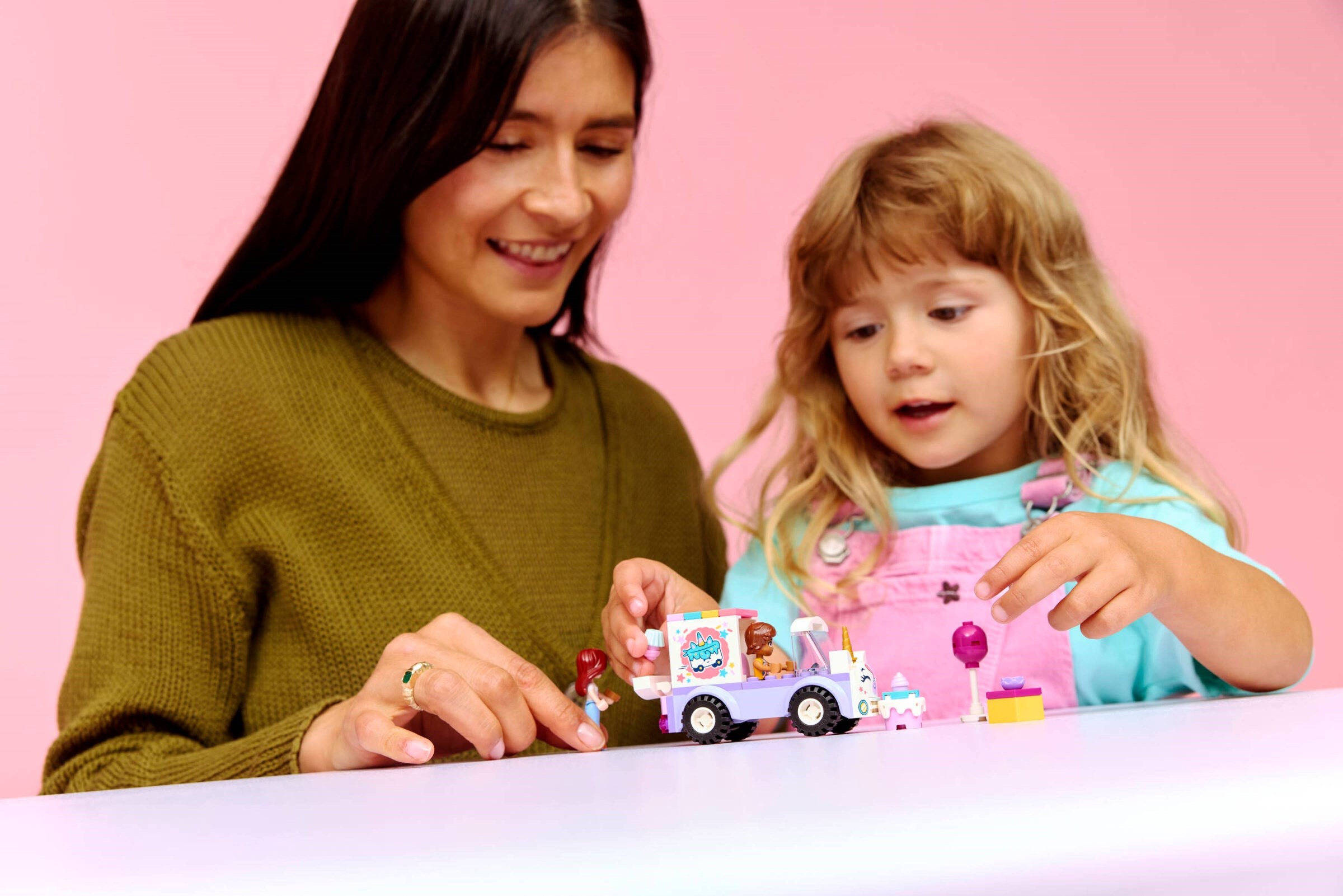 Конструктор LEGO Friends 42675 67 дет. - фото 4