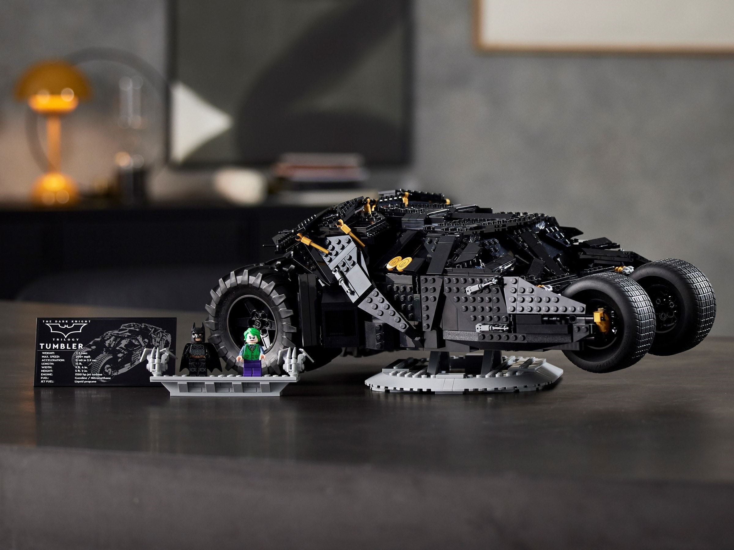 Конструктор LEGO DC Super Heroes 76240 630 дет. - фото 10