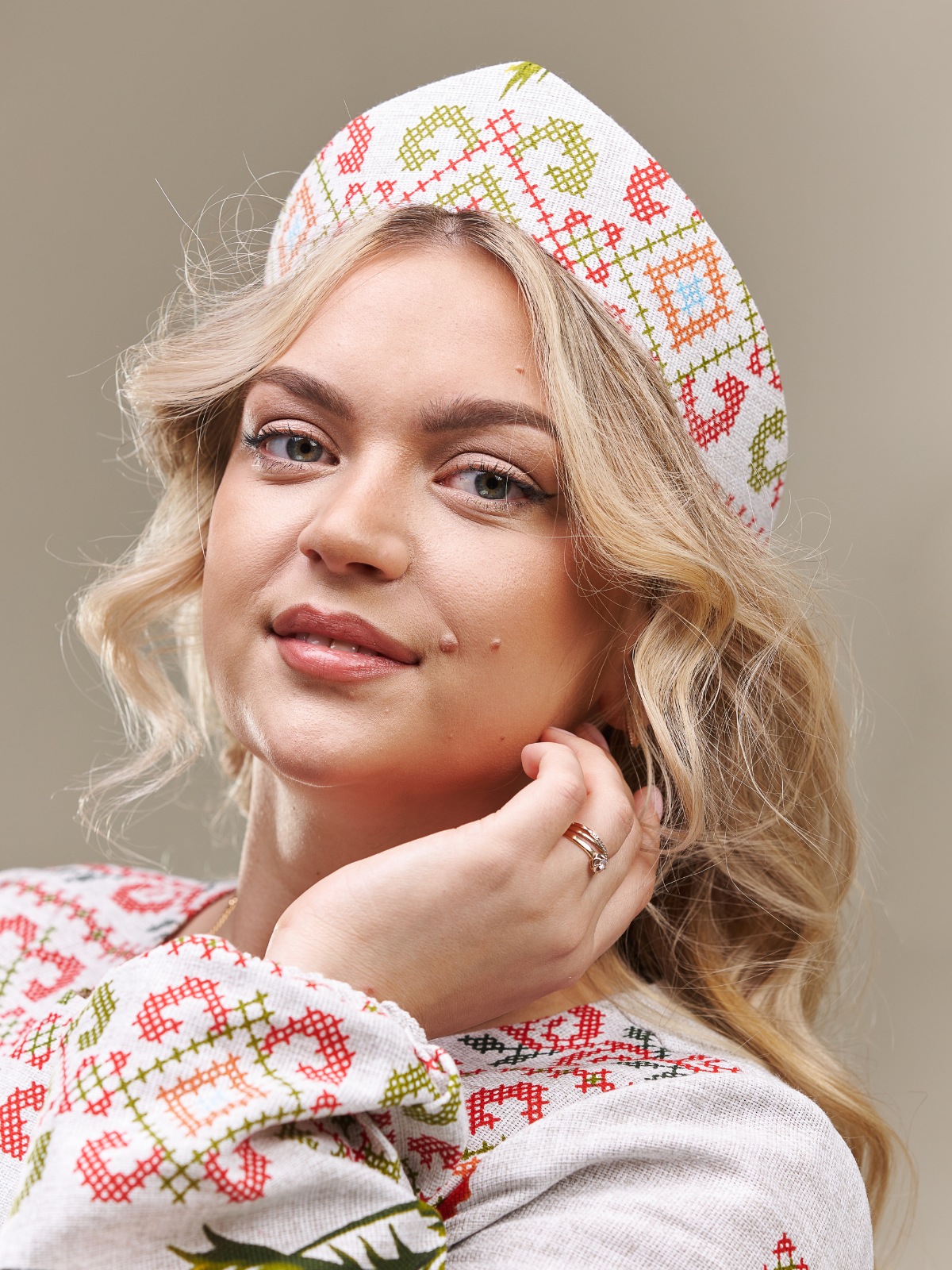 Кокошник MOUN - фото 1