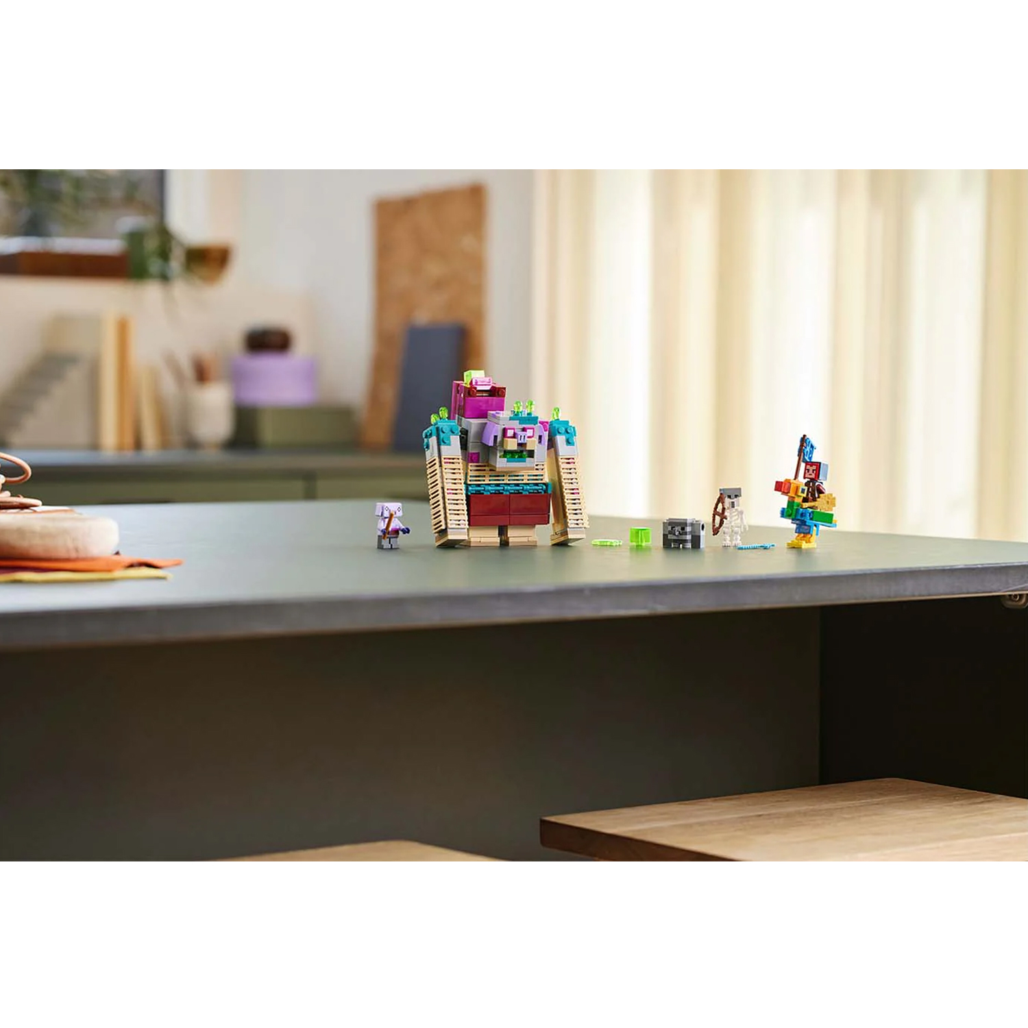 Конструктор LEGO Minecraft Схватка с Пожирателем блочный - фото 8