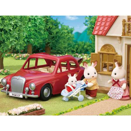 Игровой набор Sylvanian Families Семейный авто красный