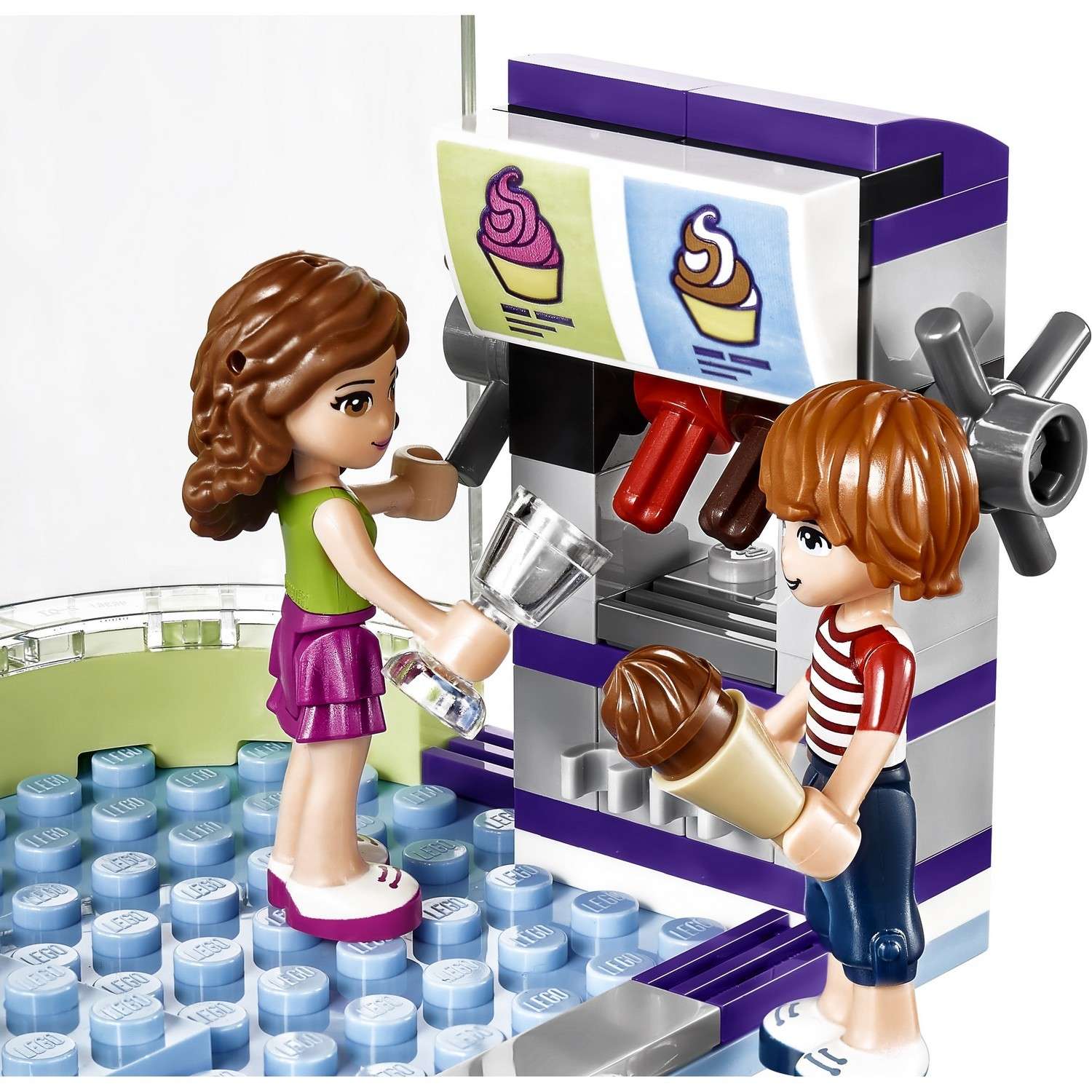 Конструктор LEGO Friends Магазин замороженных йогуртов блочный - фото 9