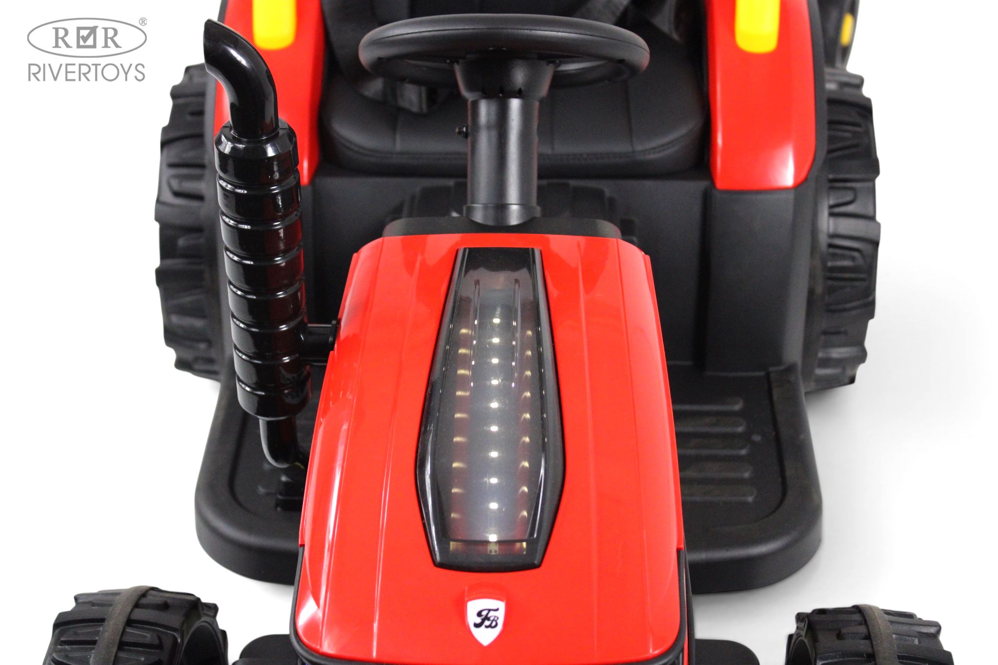 Электромобиль RIVERTOYS Z333VO-RED С пультом ДУ - фото 15