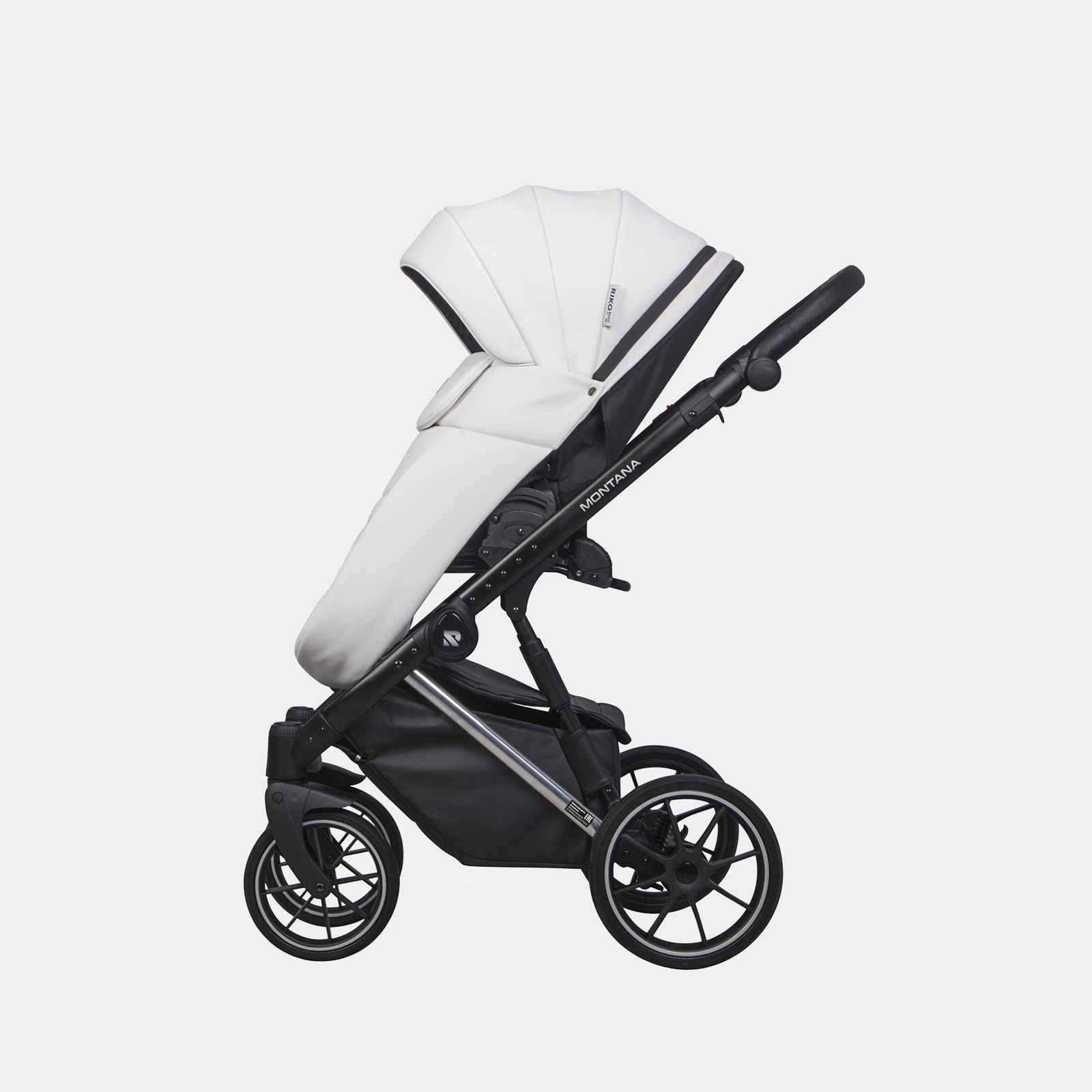 Коляска 2в1 Riko Basic Montana Premium Silver - фото 11
