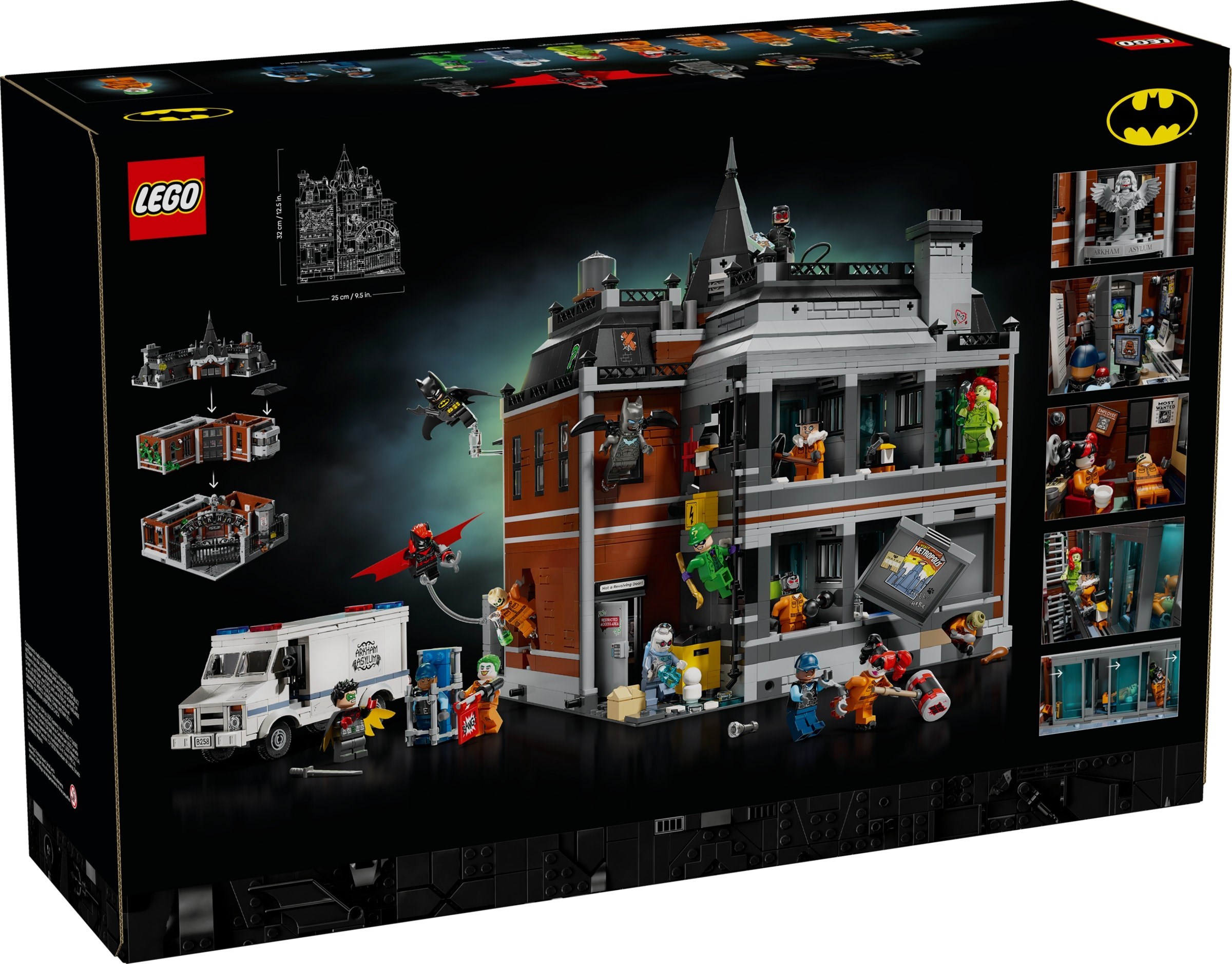 Конструктор LEGO DC Super Heroes 76300 2953 дет. - фото 1