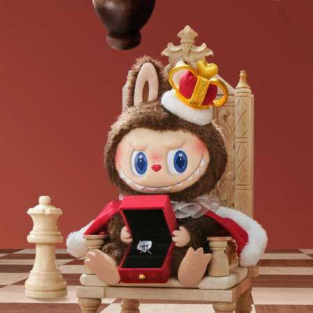 Игрушка Pop Mart Labubu The Monsters \"Let's Checkmate King\" (37 сm)