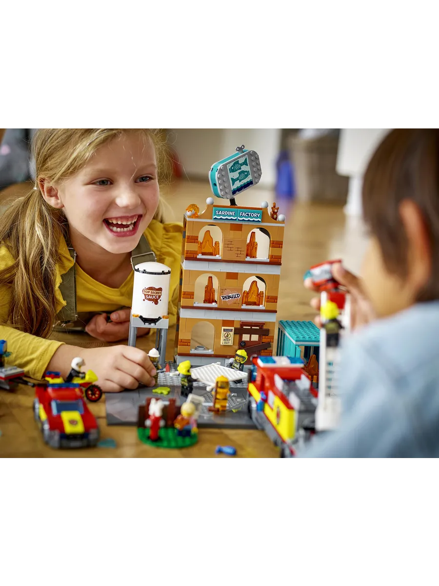 Конструктор LEGO City 766 дет. - фото 13