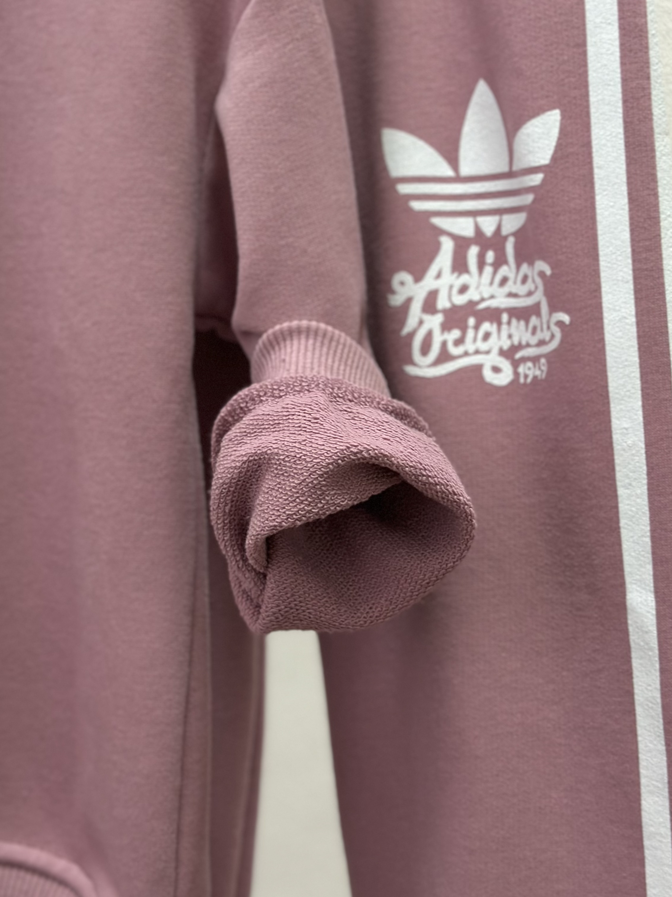 Костюм adidas адидас лабубу - фото 10