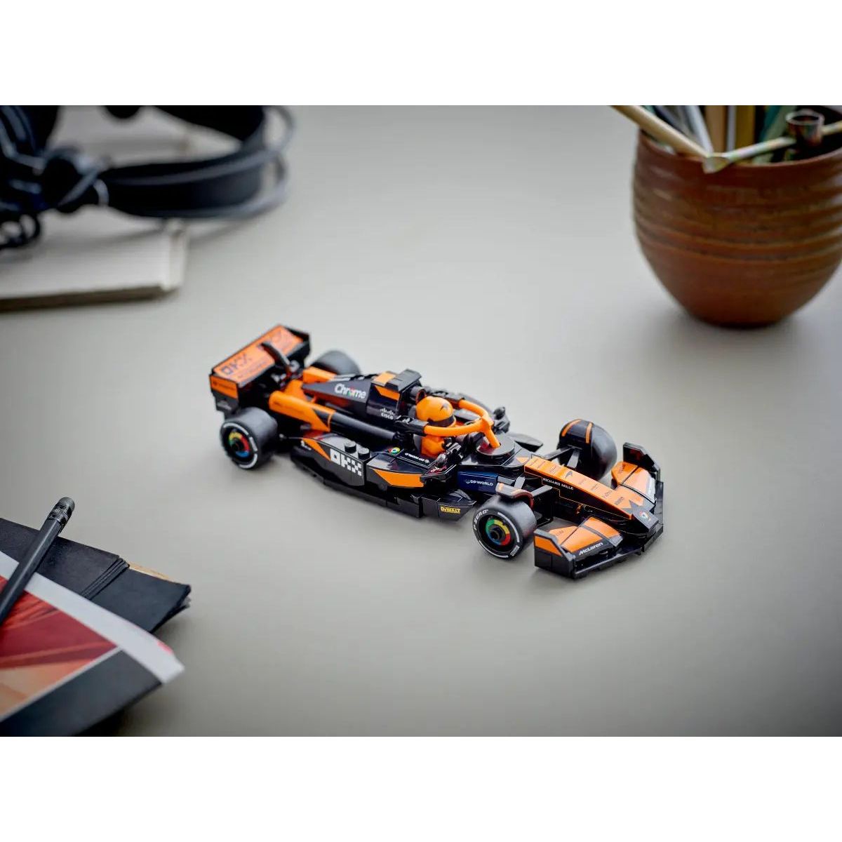 Конструктор LEGO Speed Champions Команда Макларен 269 дет. - фото 8