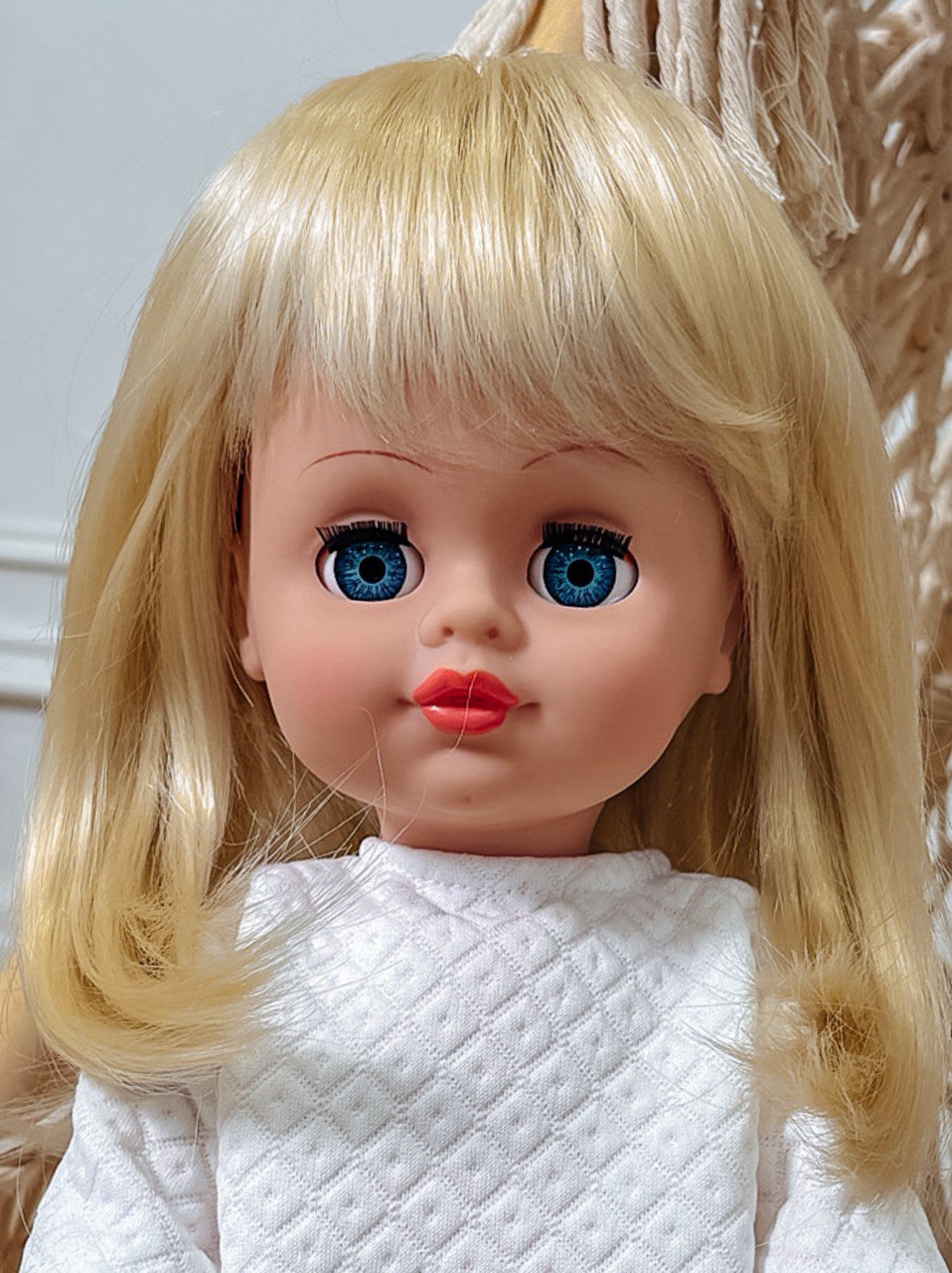 Кукла классическая СТРАНА КУКОЛ говорящая большая Карина высота 40 см 18-C-05 - фото 13