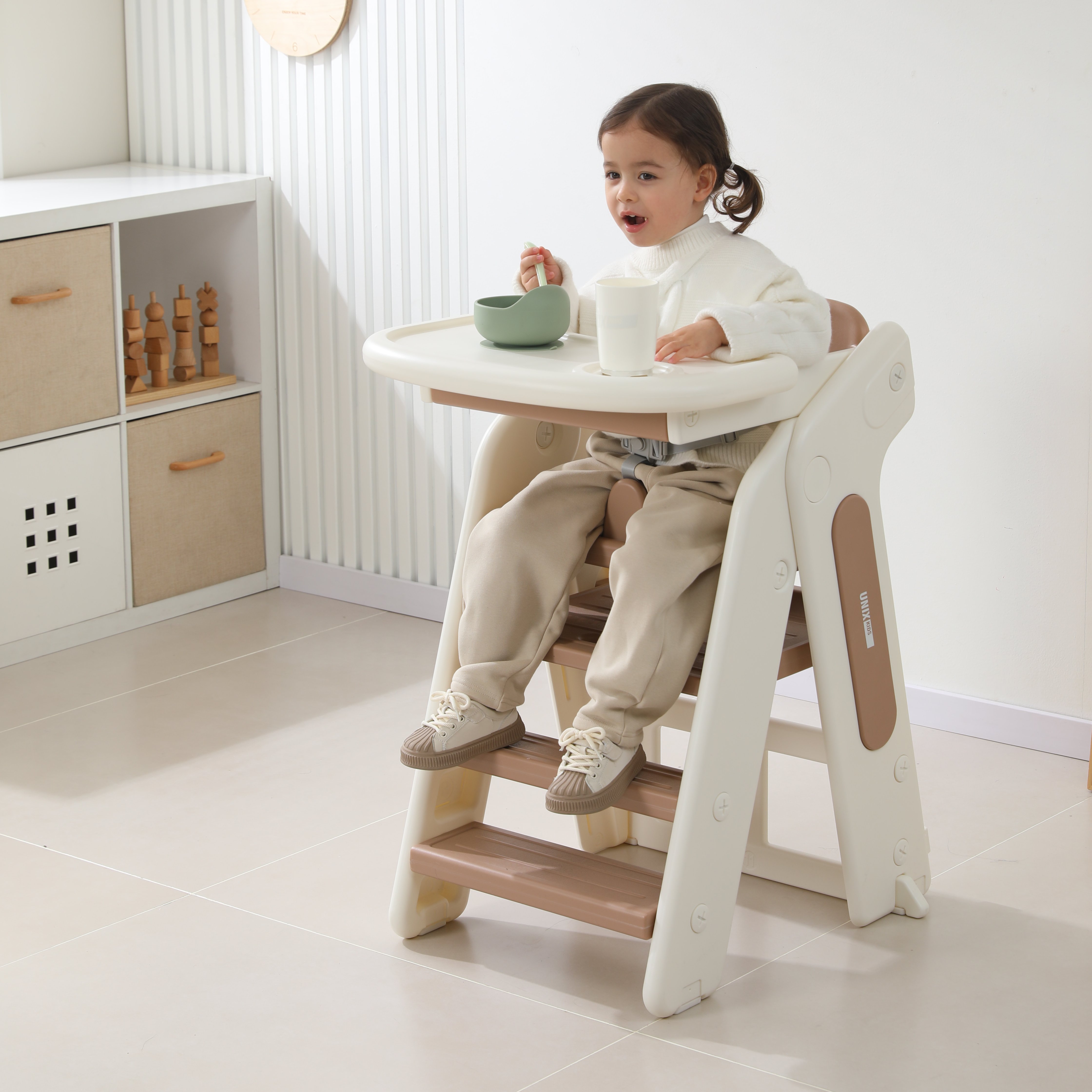 Стульчик для кормления UNIX Kids 3 steps Cocoa бежевый - фото 10