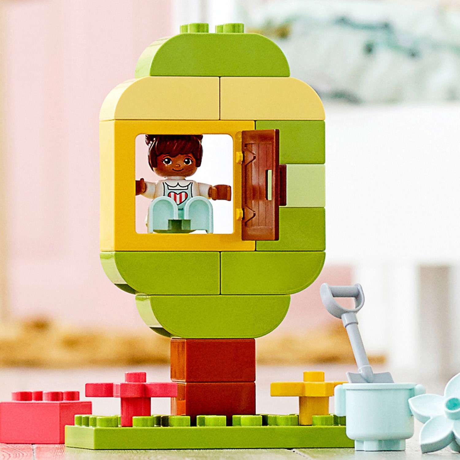 Конструктор LEGO DUPLO Коробка с кубиками 85 дет. - фото 23