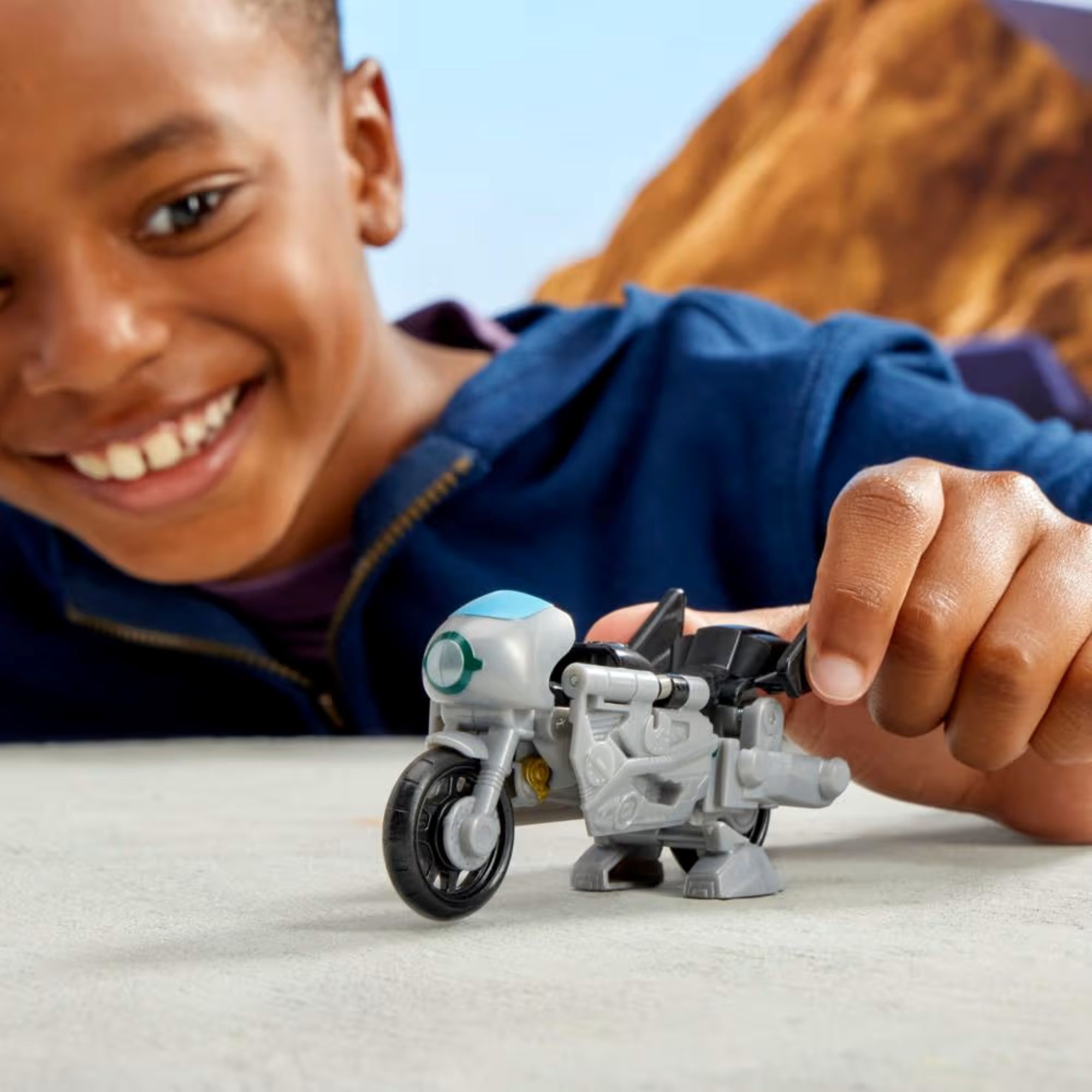 Фигурка Hasbro Трансформер Terran Thrash - фото 5