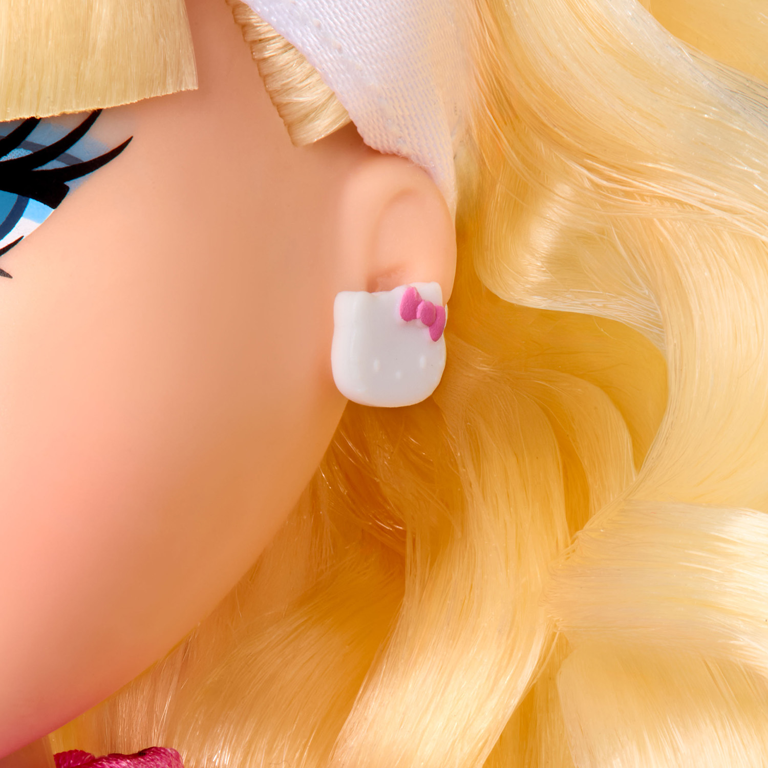 Кукла модельная Bratz Хлоя Хеллоу Китти 74102 - фото 8