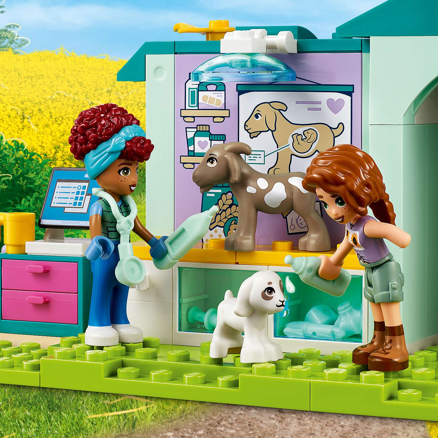 Конструктор LEGO Friends Ветклиника сельскохоз животных 161 дет. - фото 7